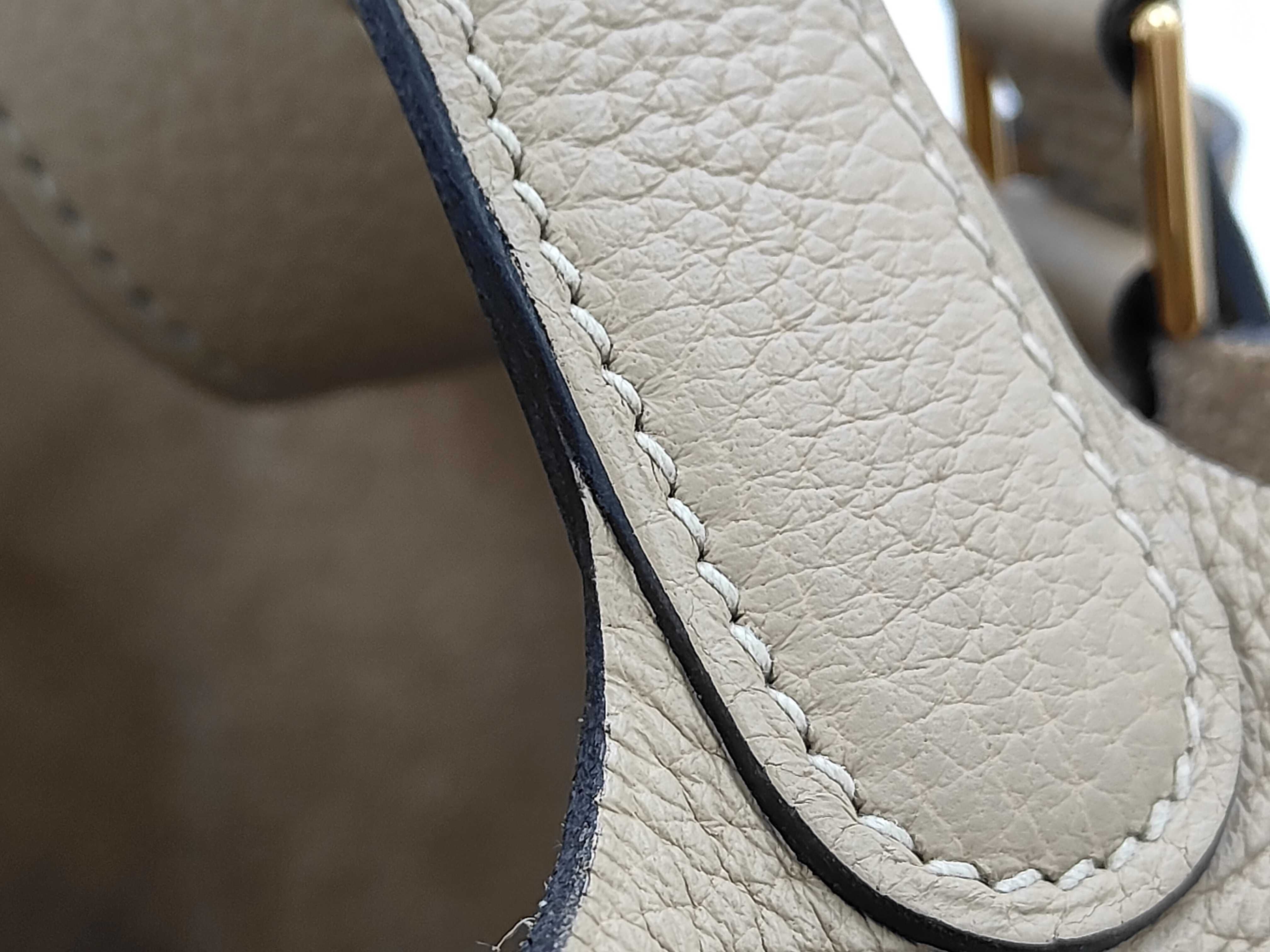 Picotin Lock PM (U stamp) Taurillon Clemence leather, Poussière leather, gold hardware handbag — view 5