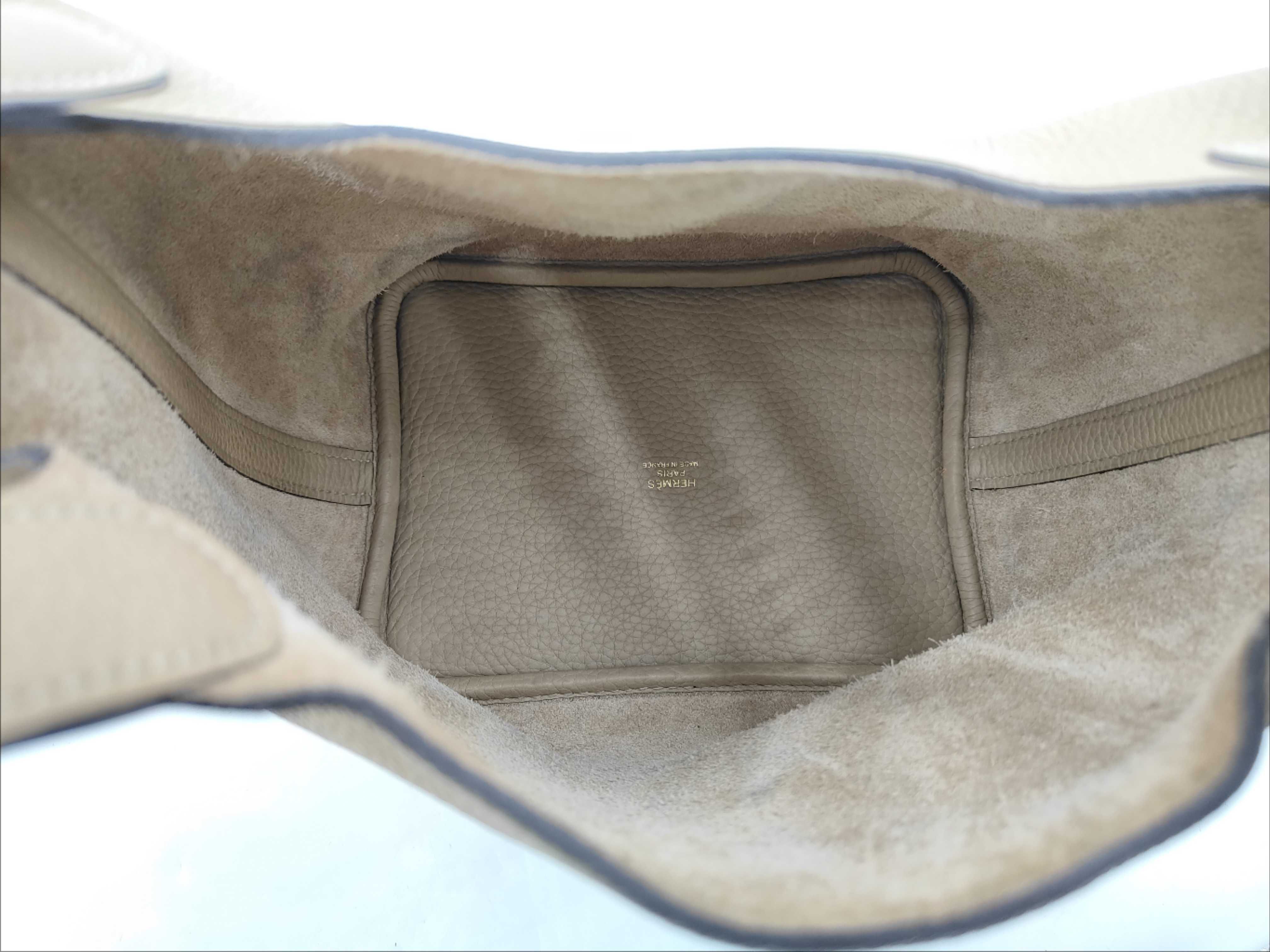 Picotin Lock PM (U stamp) Taurillon Clemence leather, Poussière leather, gold hardware handbag — view 8