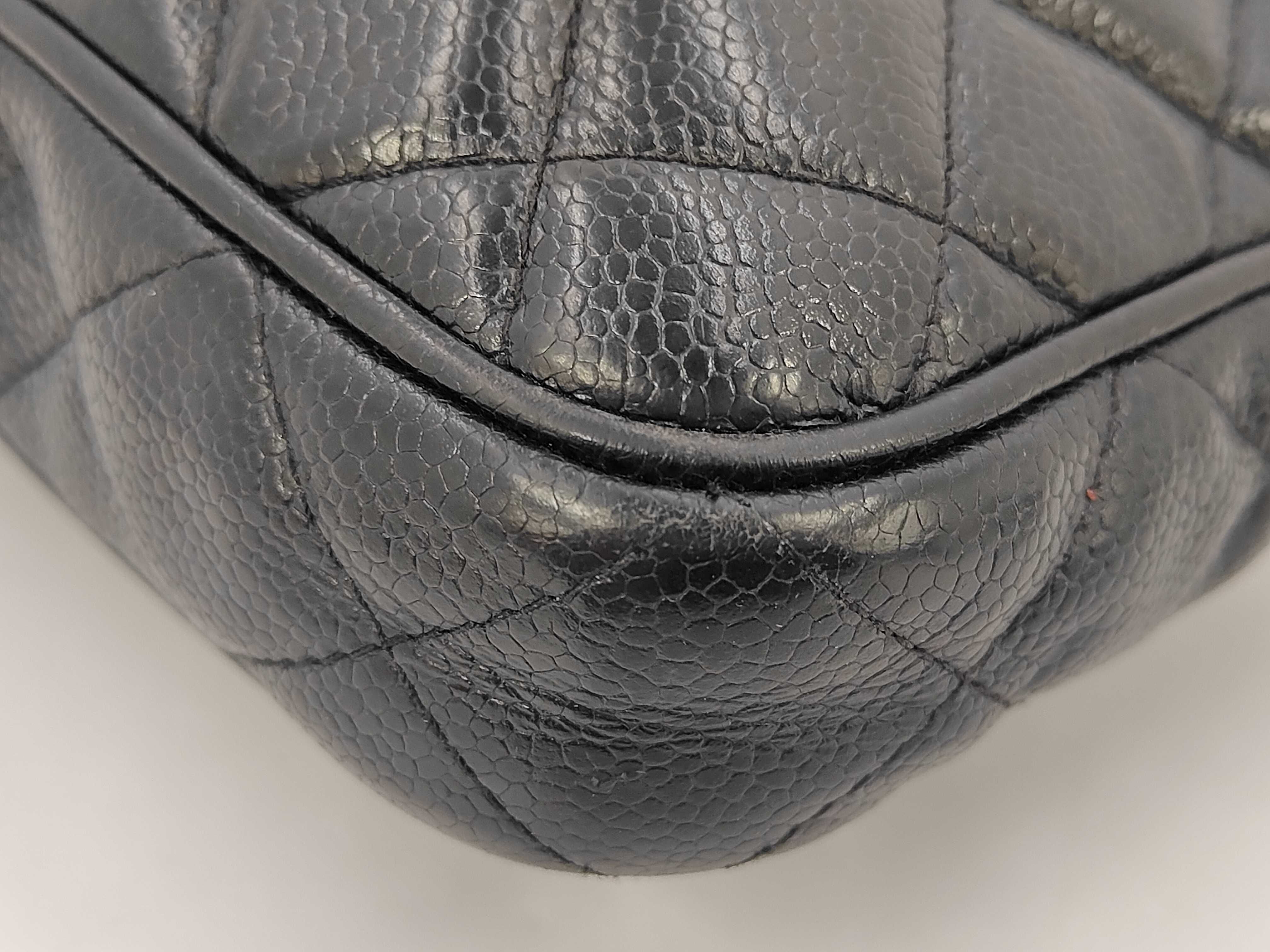 Matelassé Caviar Skin Shoulder Bag, Black — view 4