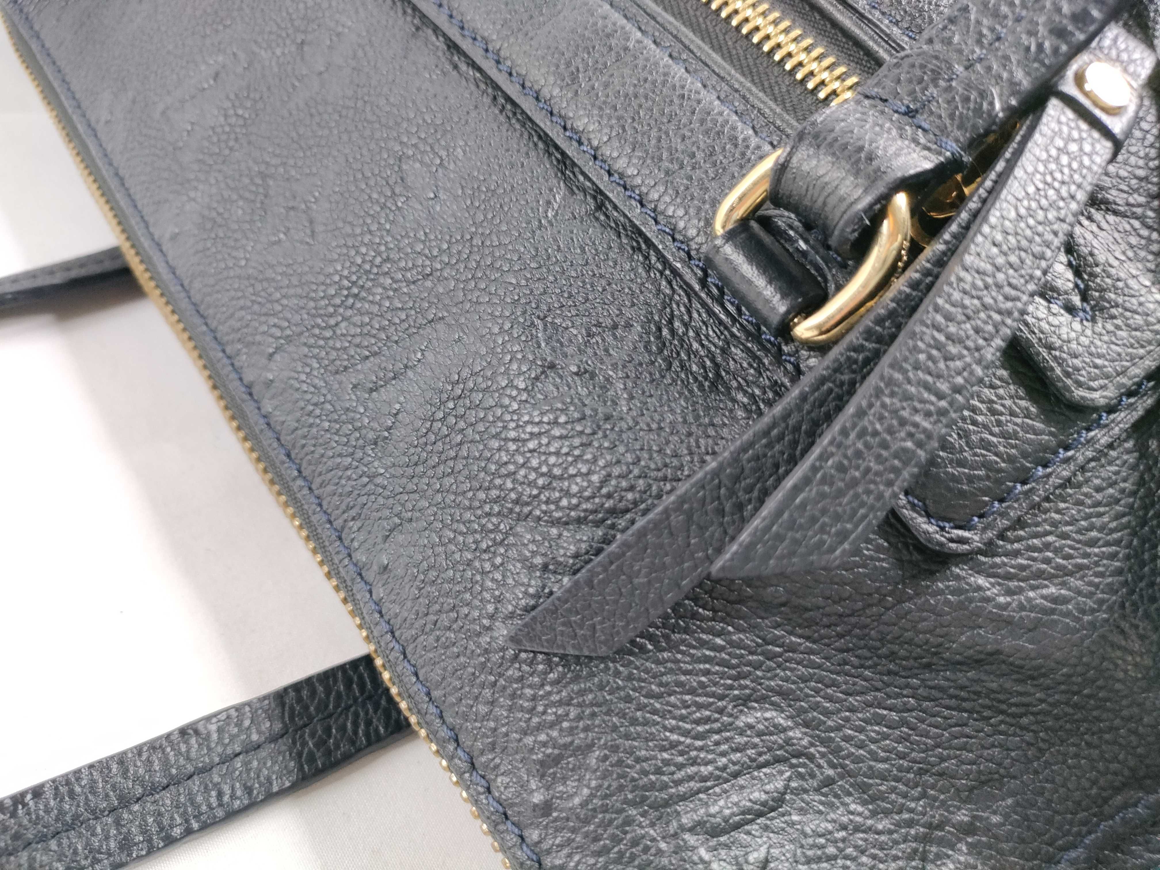 Monogram Empreinte Louis Vuitton Empreinte Lumineuse Leather 2-way Shoulder Bag Serial Shoulder Bag — view 9