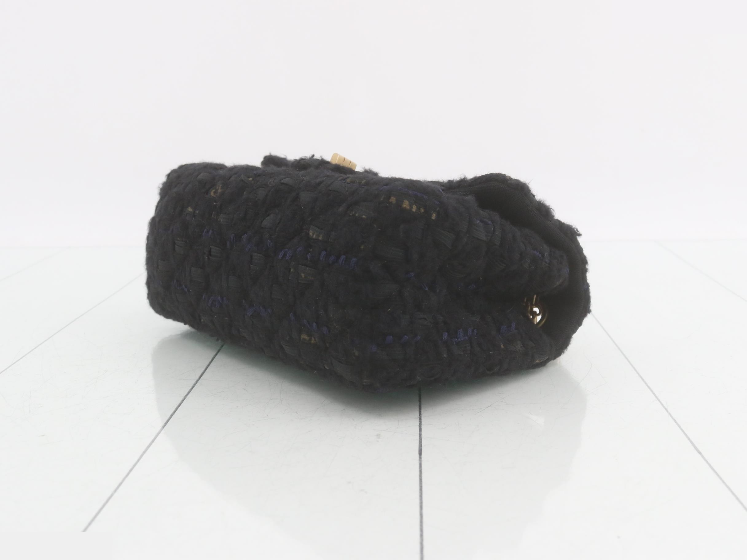 Matelassé (bag) - Shoulder bag — view 6