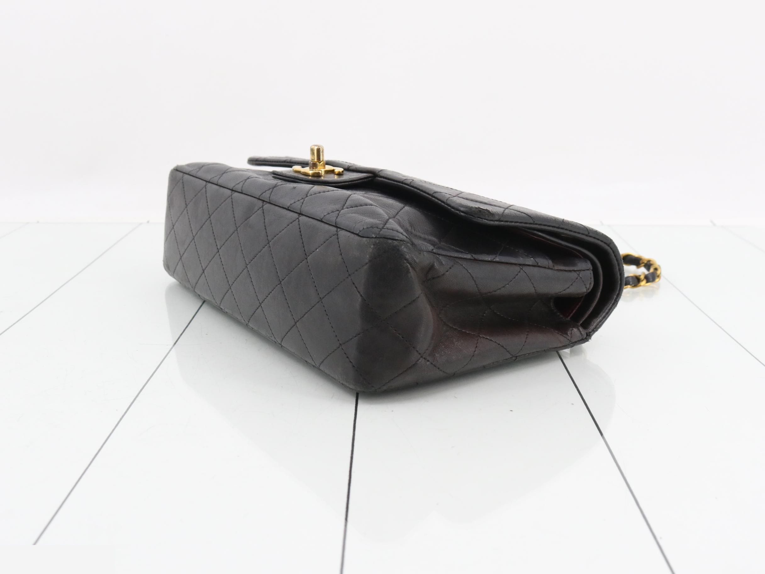 Matelassé 25 Lambskin Double Flap Double Chain Black Gold Hardware — view 6