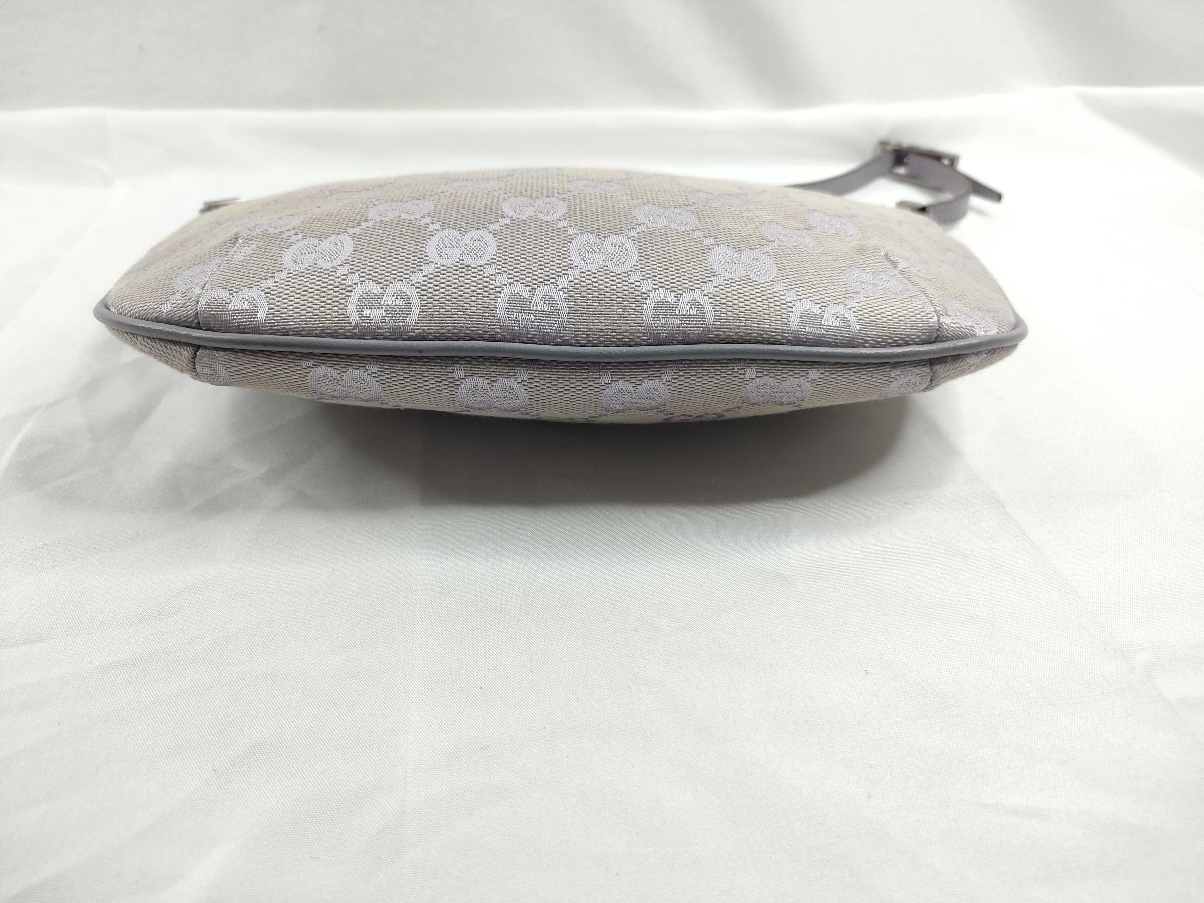 GG Accessory Pouch Handbag — view 4