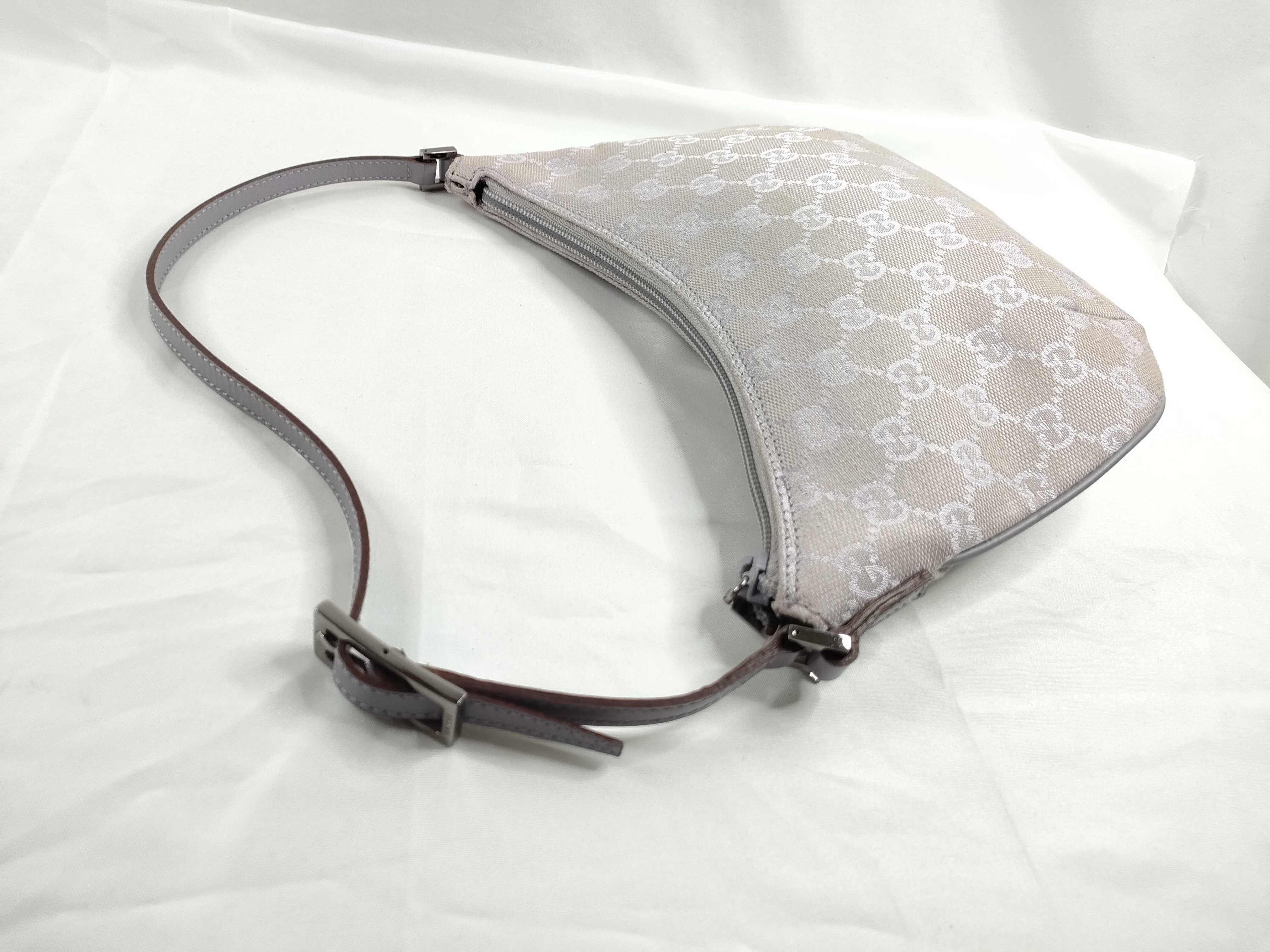 GG Accessory Pouch Handbag — view 6