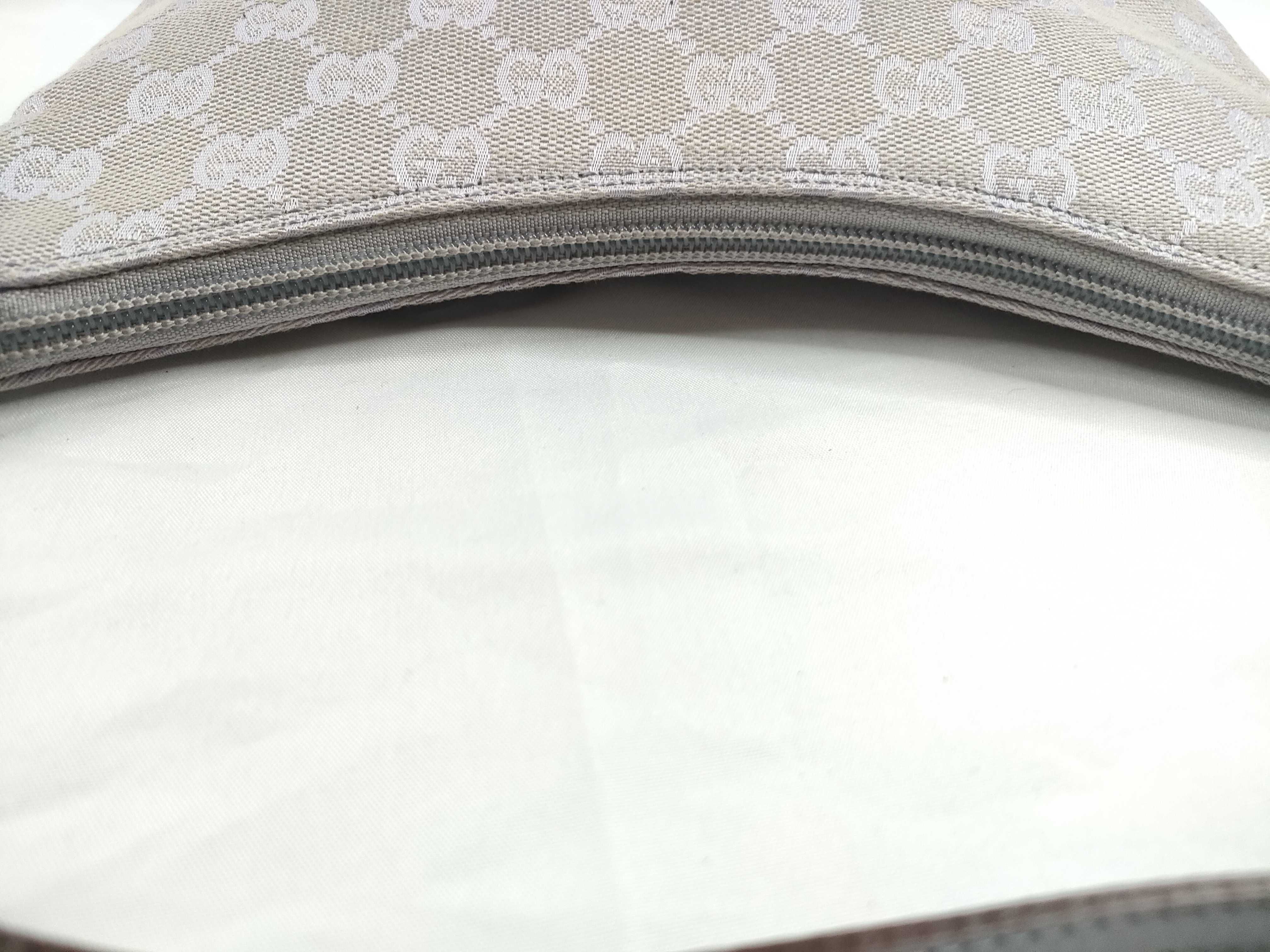 GG Accessory Pouch Handbag — view 9