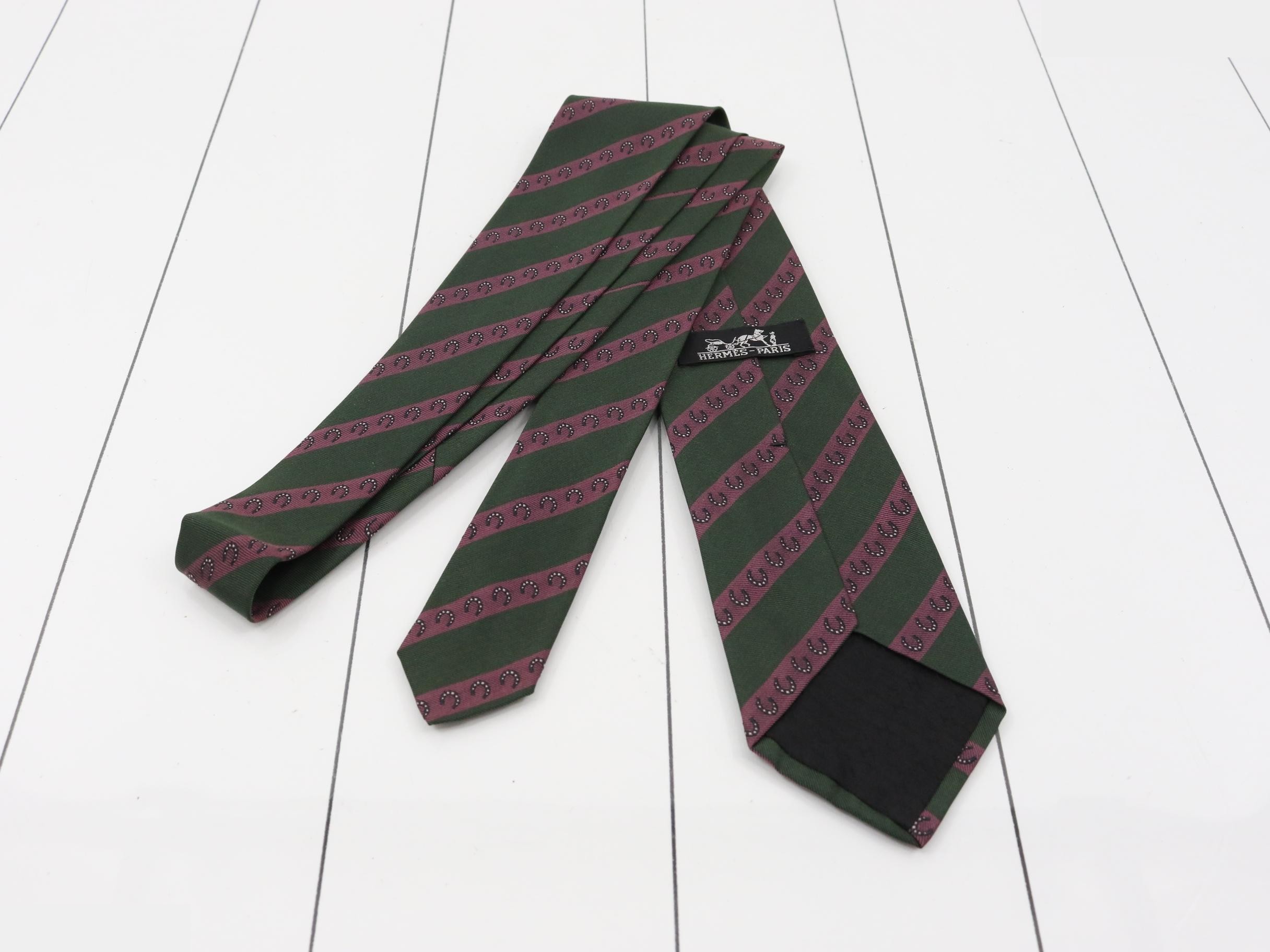 silk tie, striped, horseshoe pattern, green — view 2