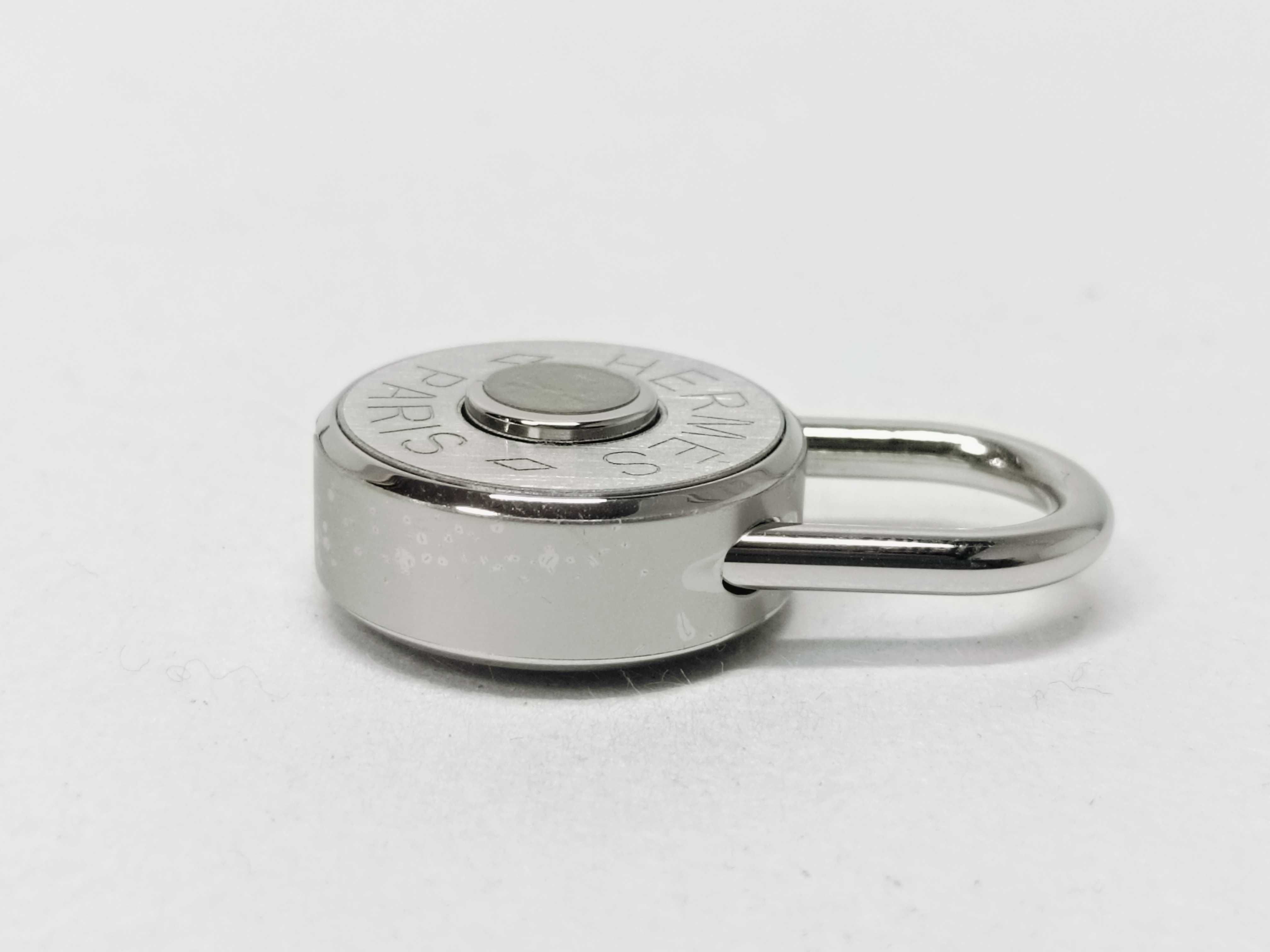 Clous de Sel Keyring Key Case/Keychain — view 5
