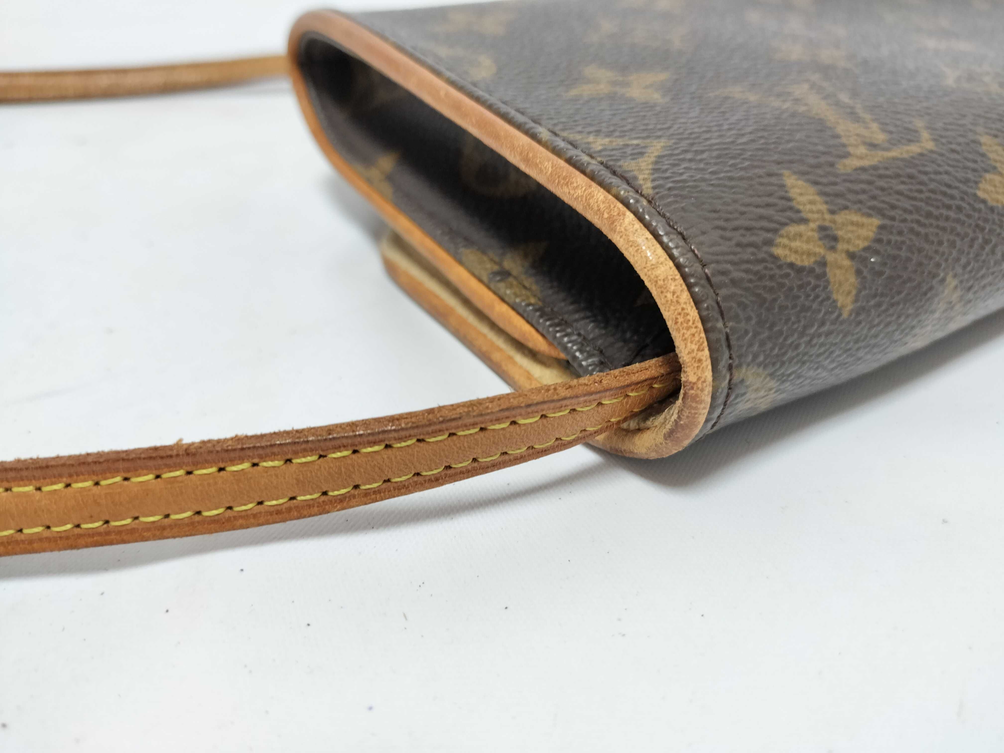 Monogram — view 7