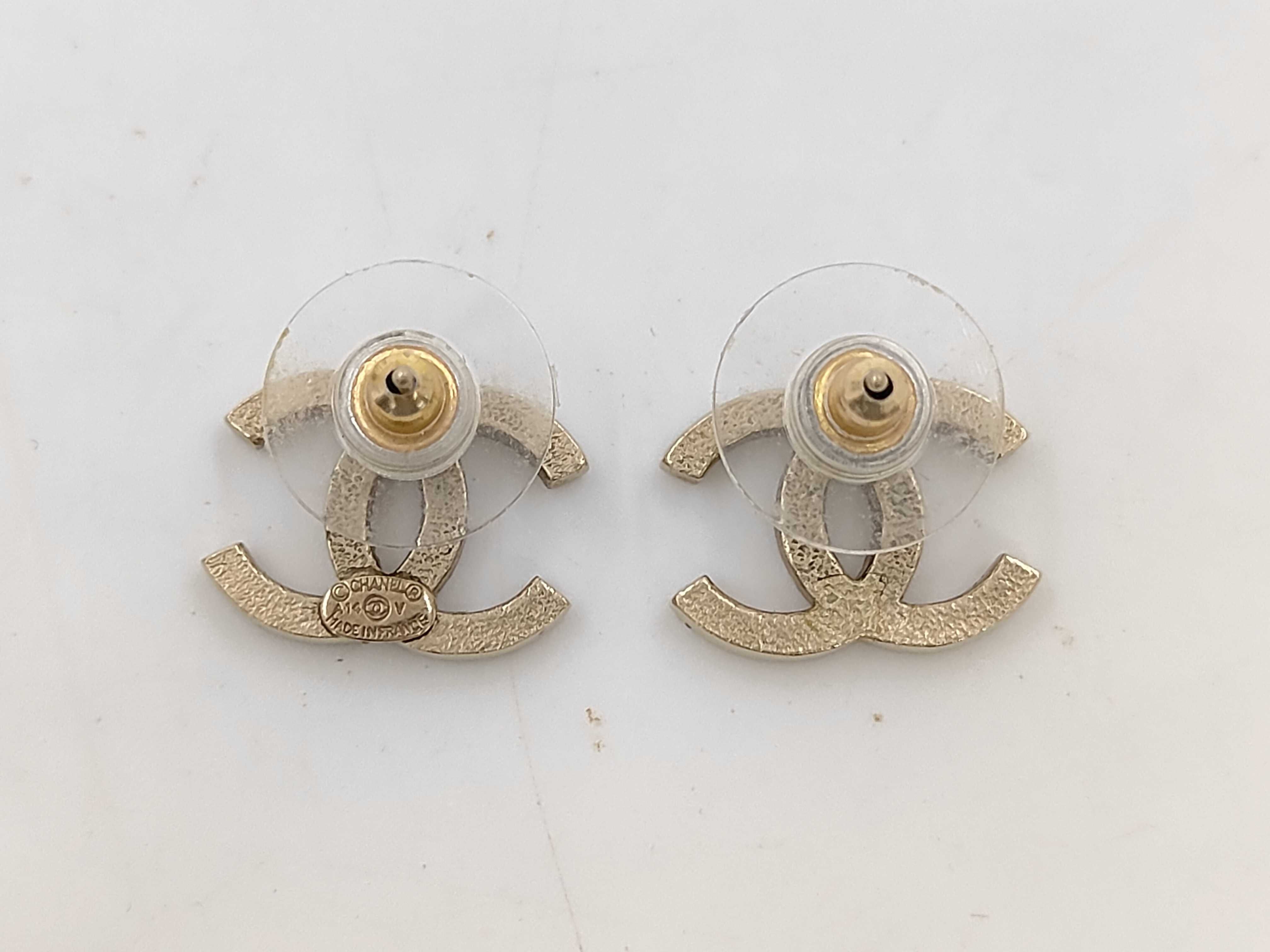 GP Hardware A14V CC Logo Earrings — view 2