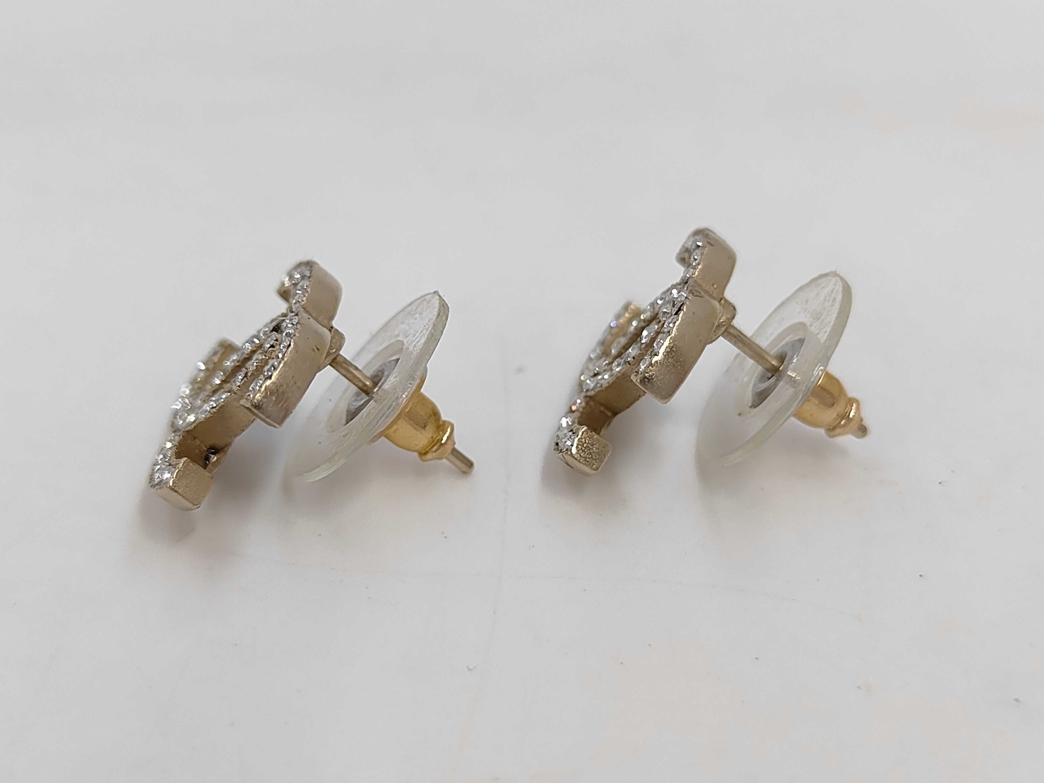 GP Hardware A14V CC Logo Earrings — view 3