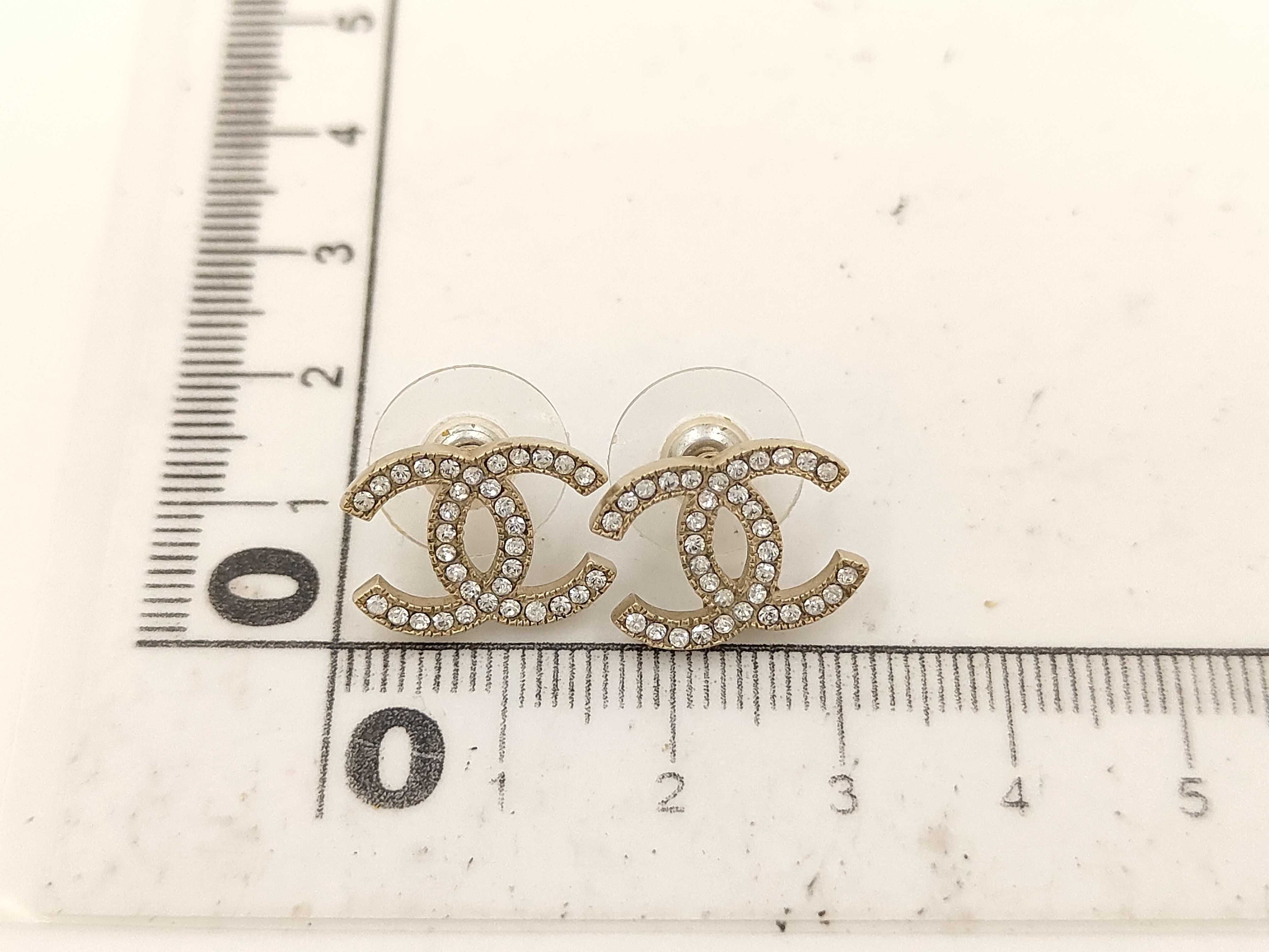 GP Hardware A14V CC Logo Earrings — view 7