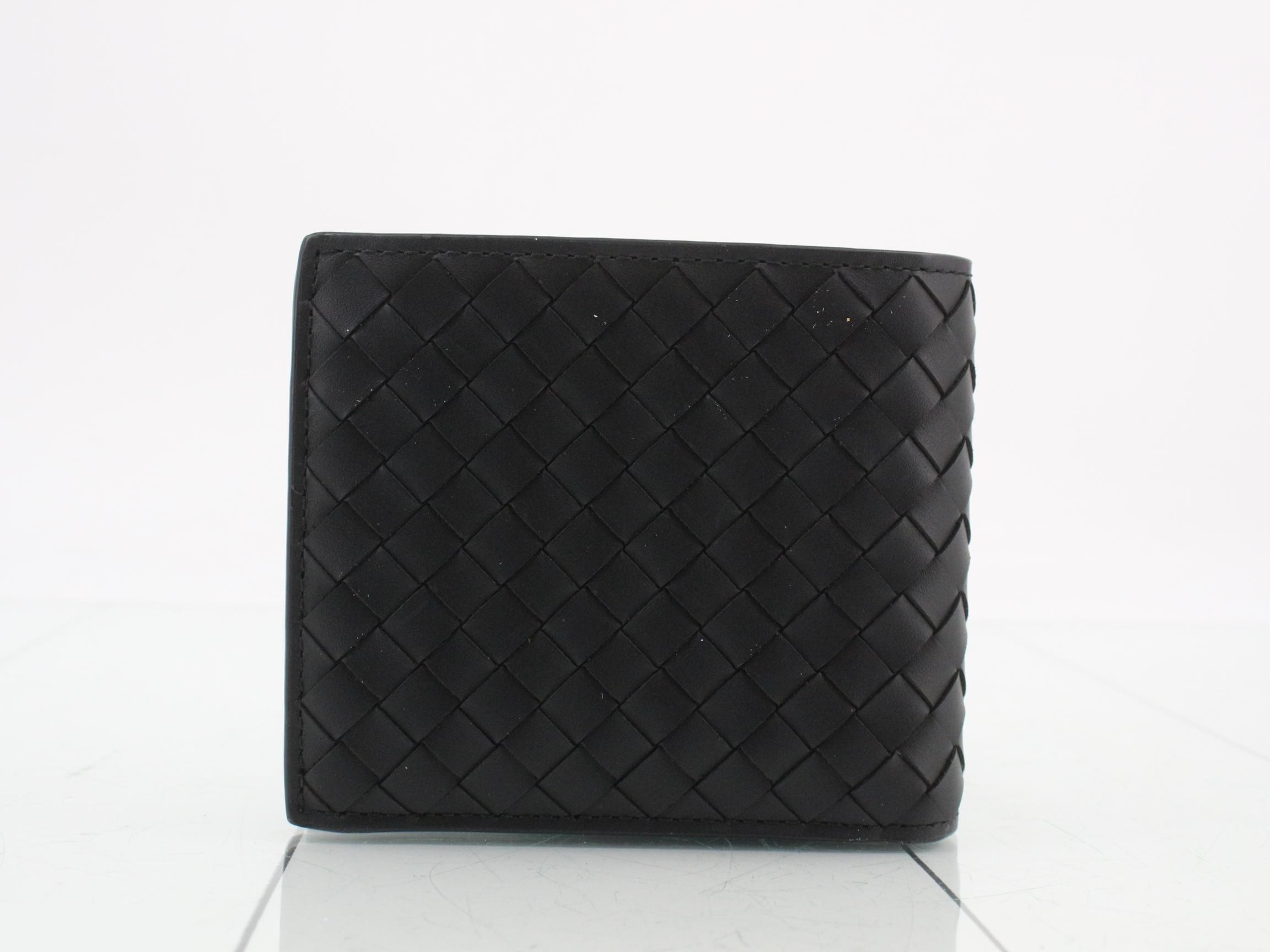 Intrecciato bi-fold wallet — view 2