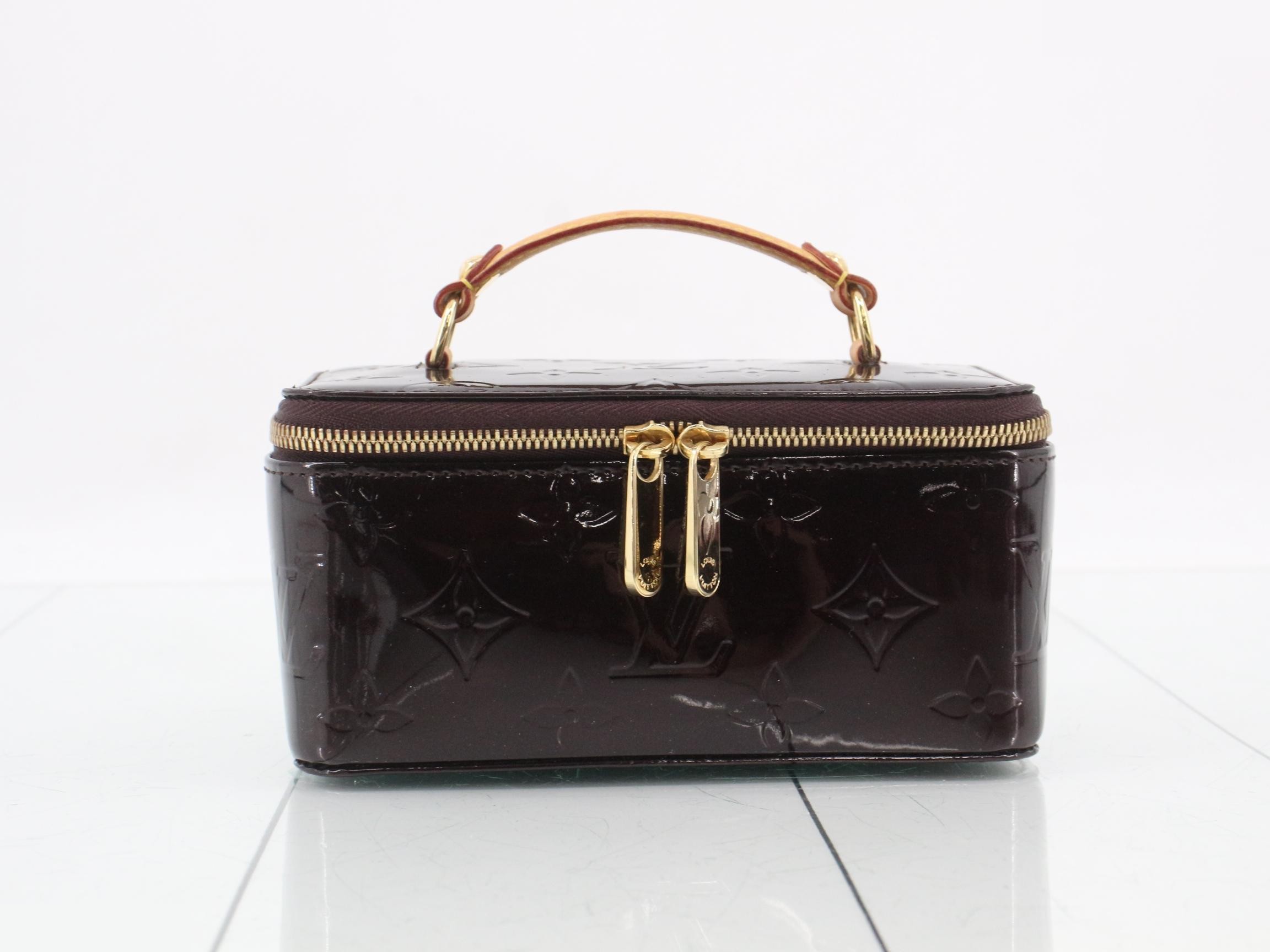 Jewel Case Amarante