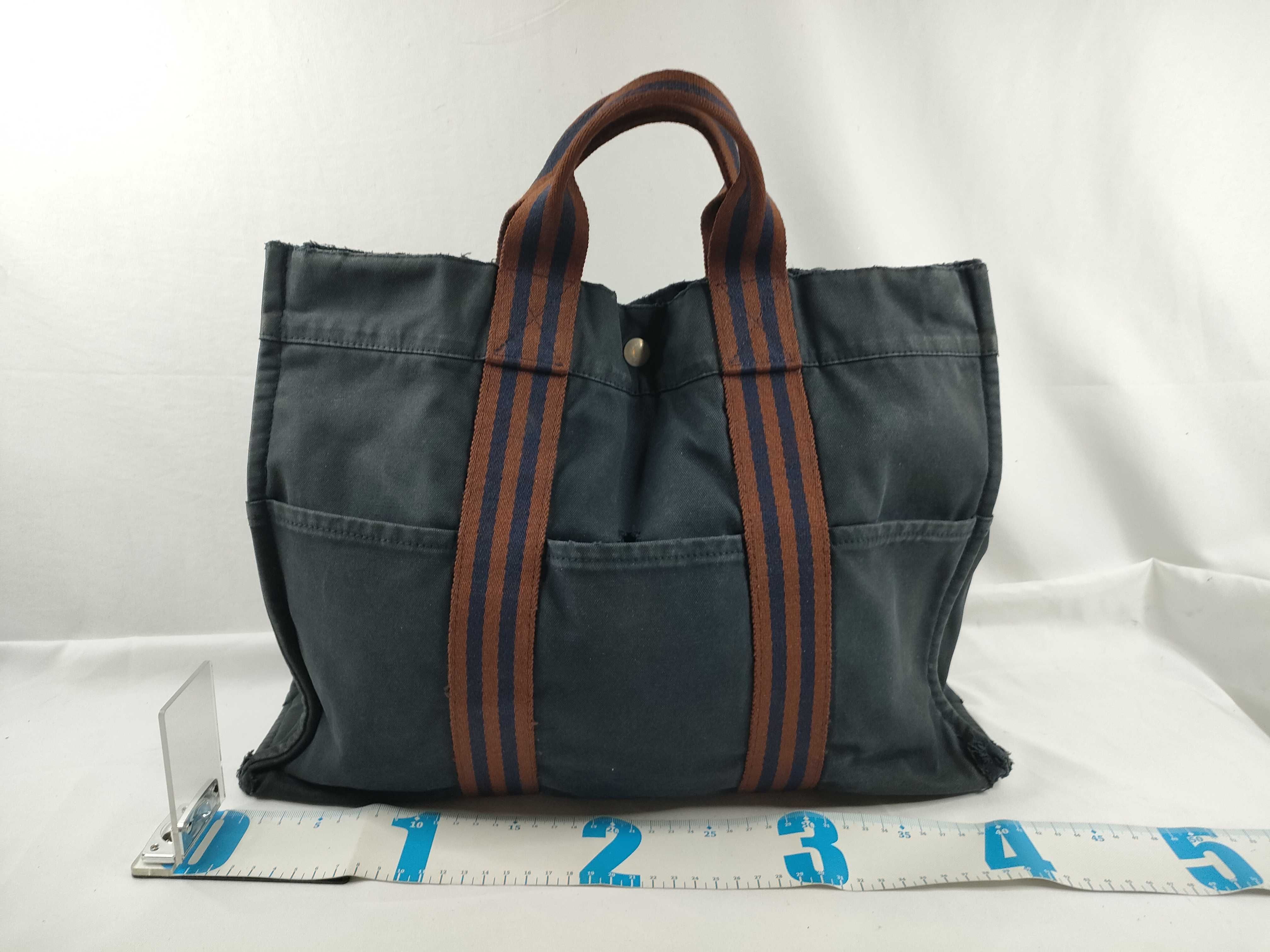 Handbag — view 2