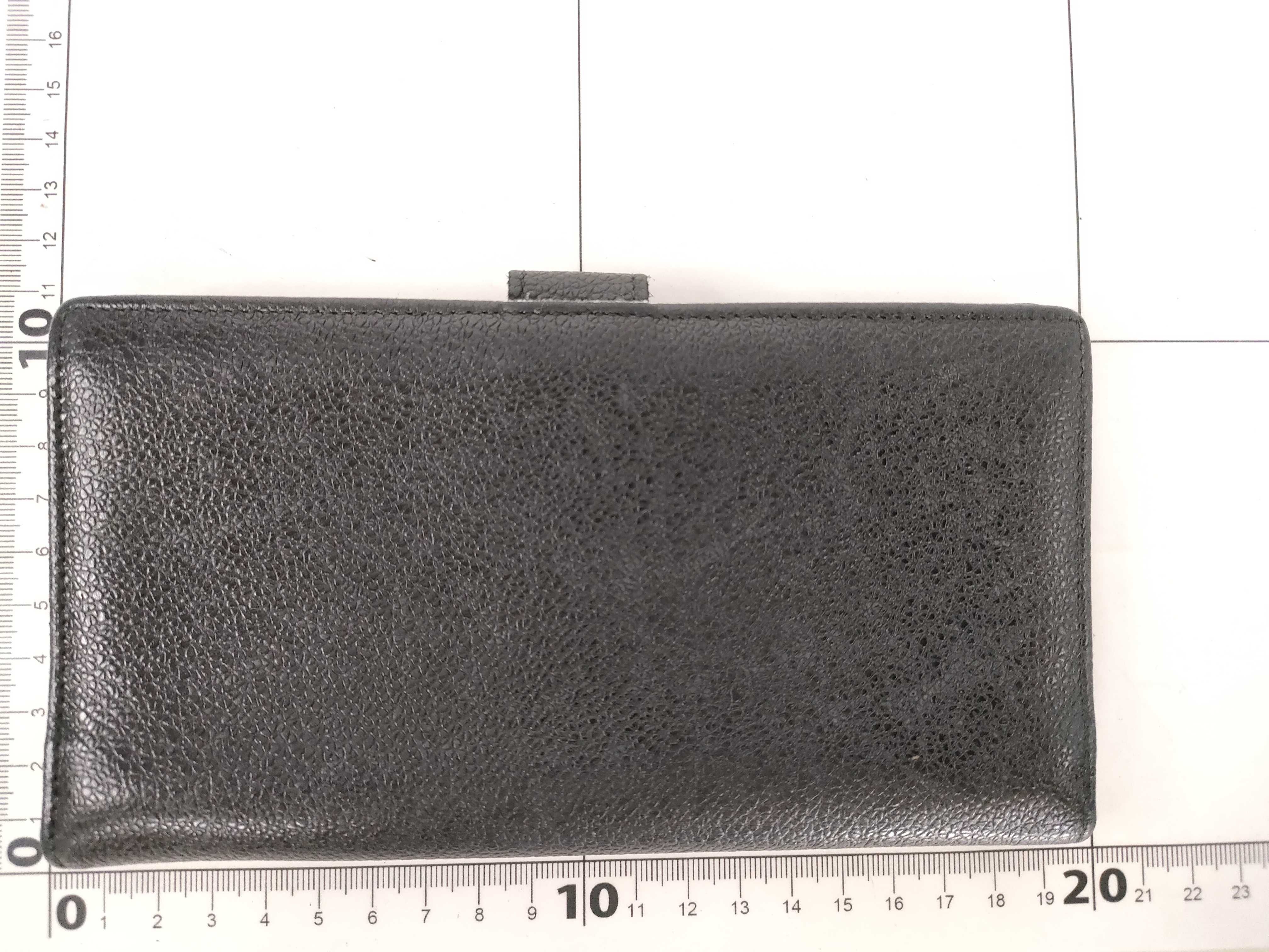 wallet — view 2