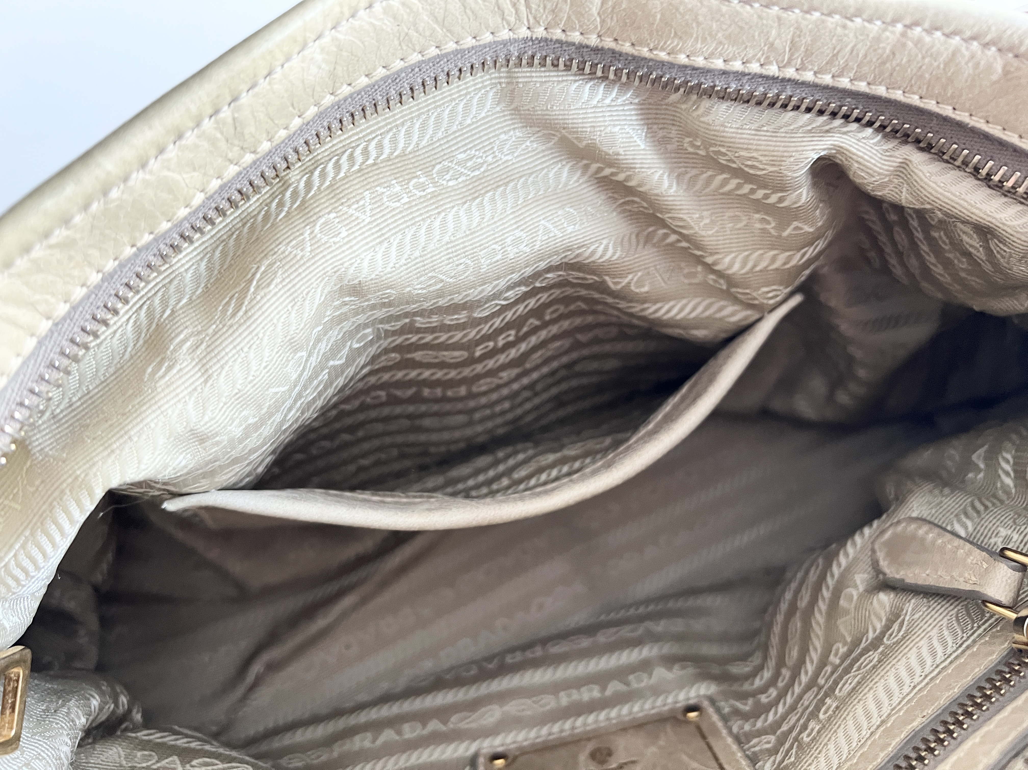 triangle logo fringe tassel leather 2way shoulder bag handbag shoulder bag — view 10