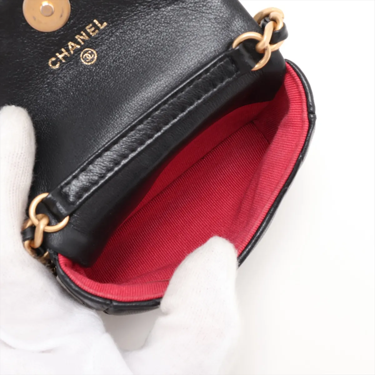 Matelassé Lambskin Waist Pouch, Black with Gold and Silver Hardware, Item Number 31717669 (Serial Number 31) — view 6