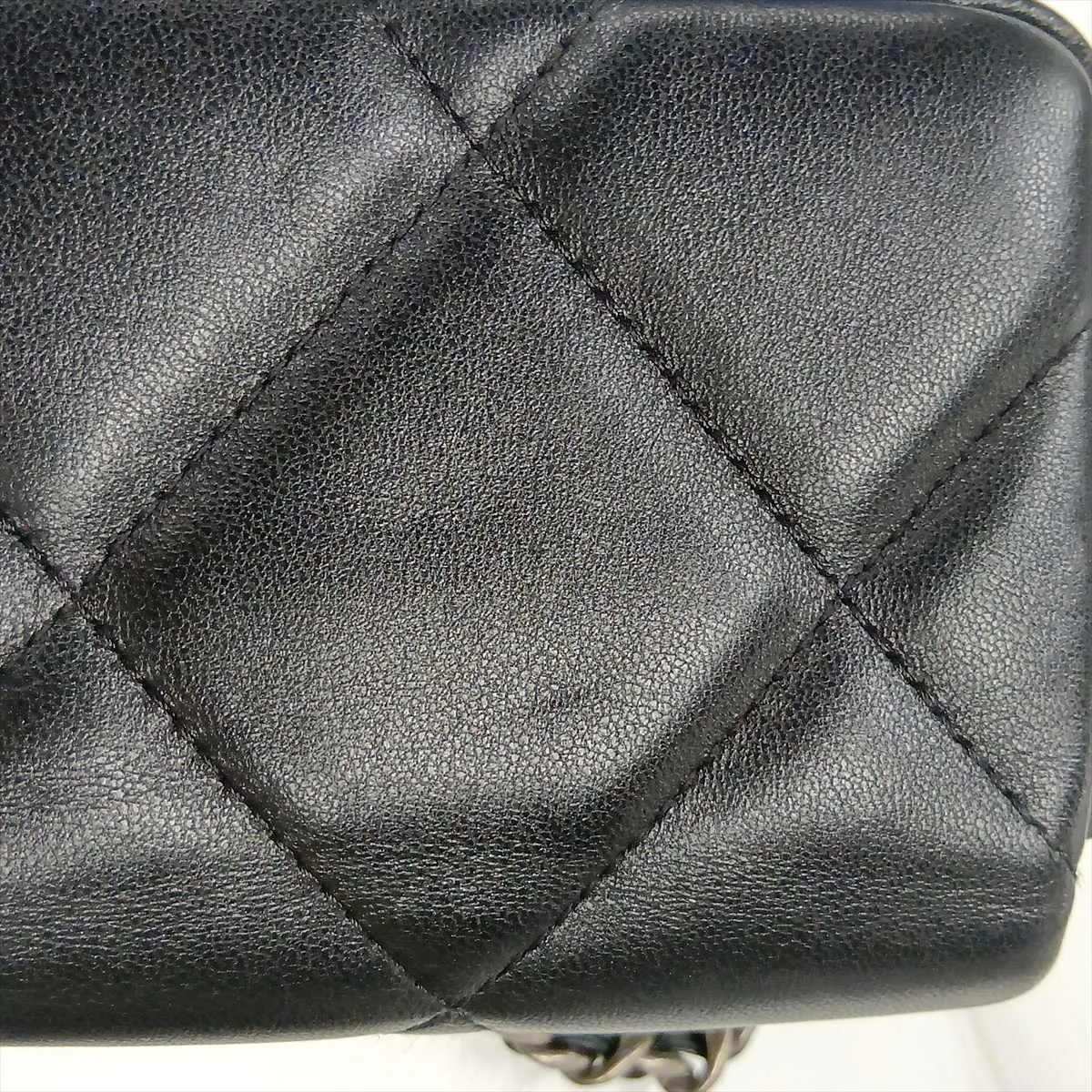 Matelassé Lambskin Waist Pouch, Black with Gold and Silver Hardware, Item Number 31717669 (Serial Number 31) — view 9