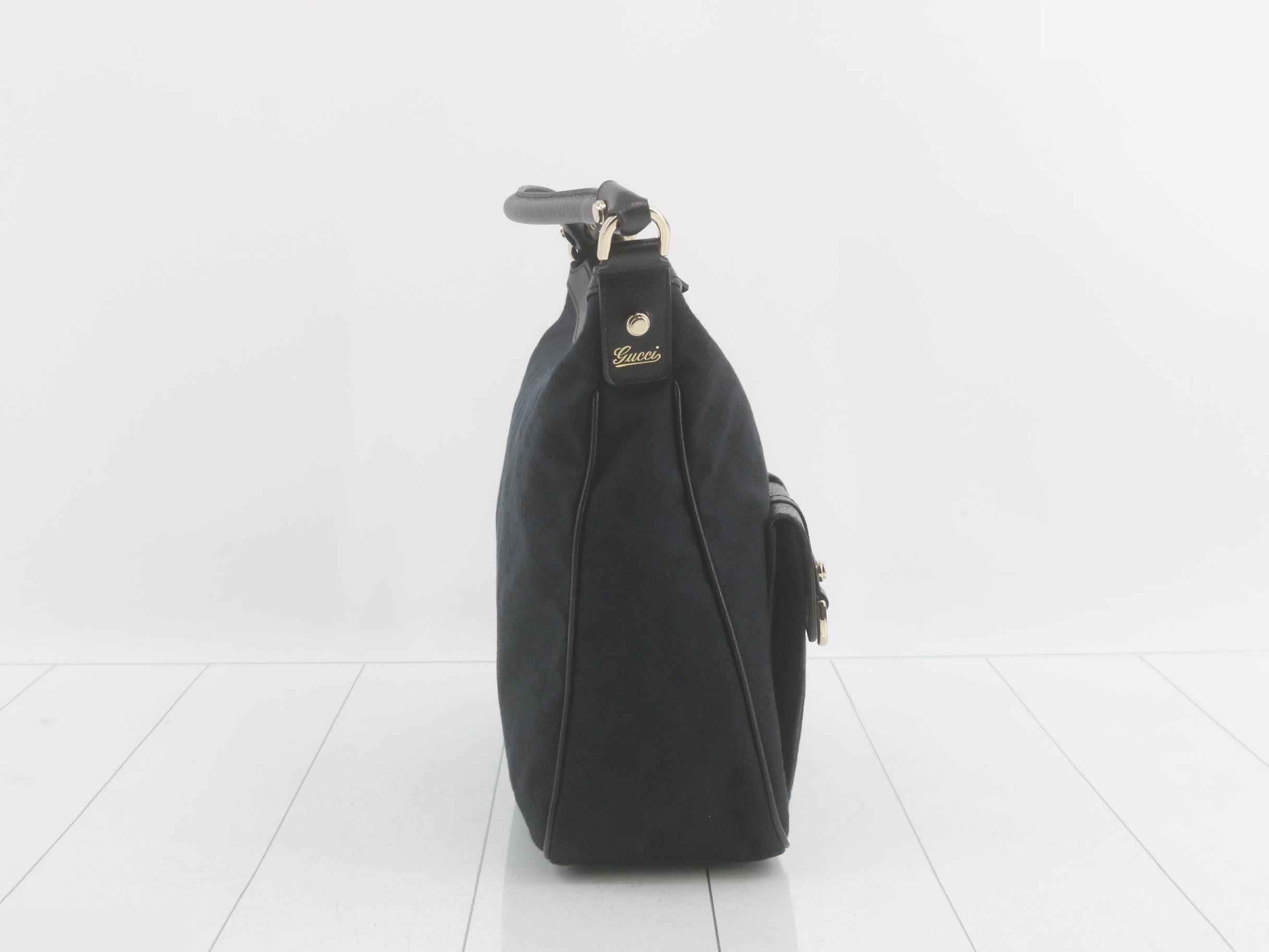 GG Canvas Abbey One-Shoulder Bag — view 4