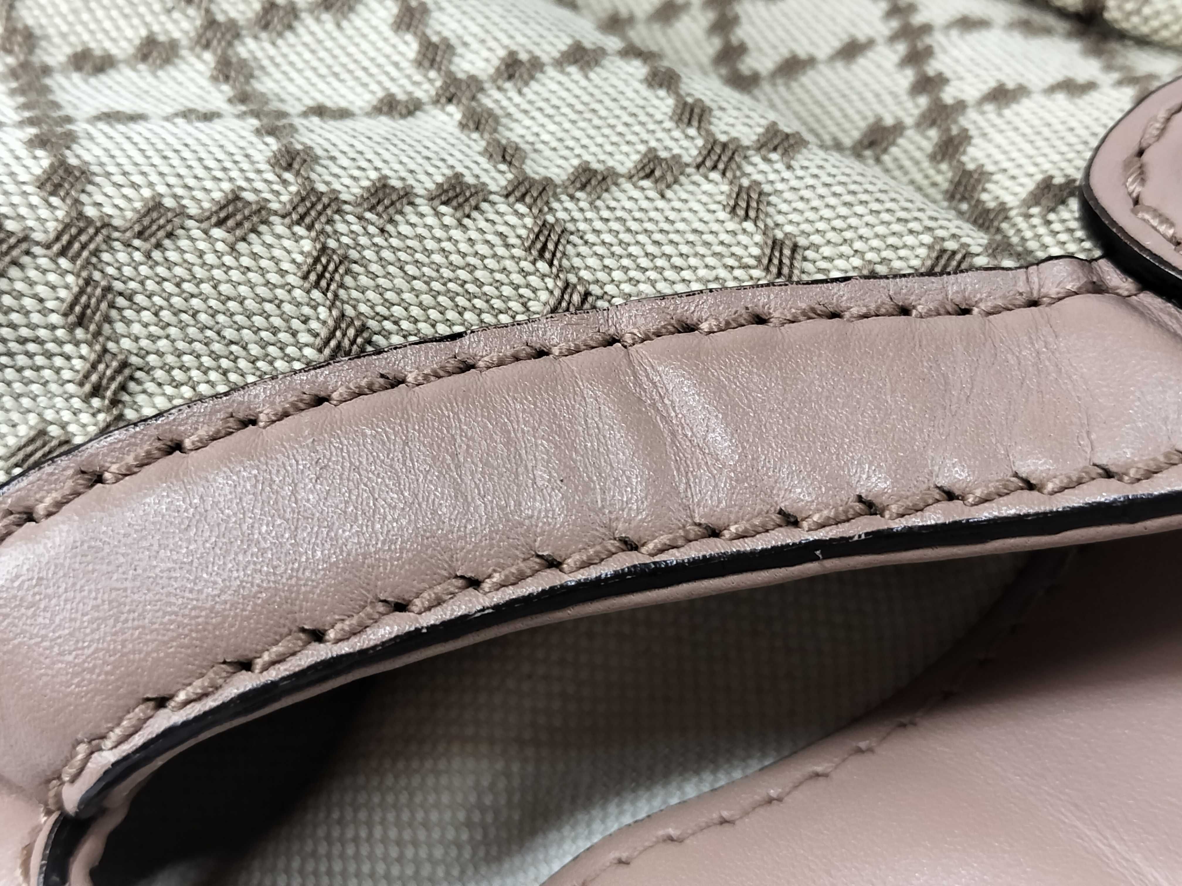 GG Canvas Gucci Handbag Leather Canvas GG Pattern Handbag — view 15