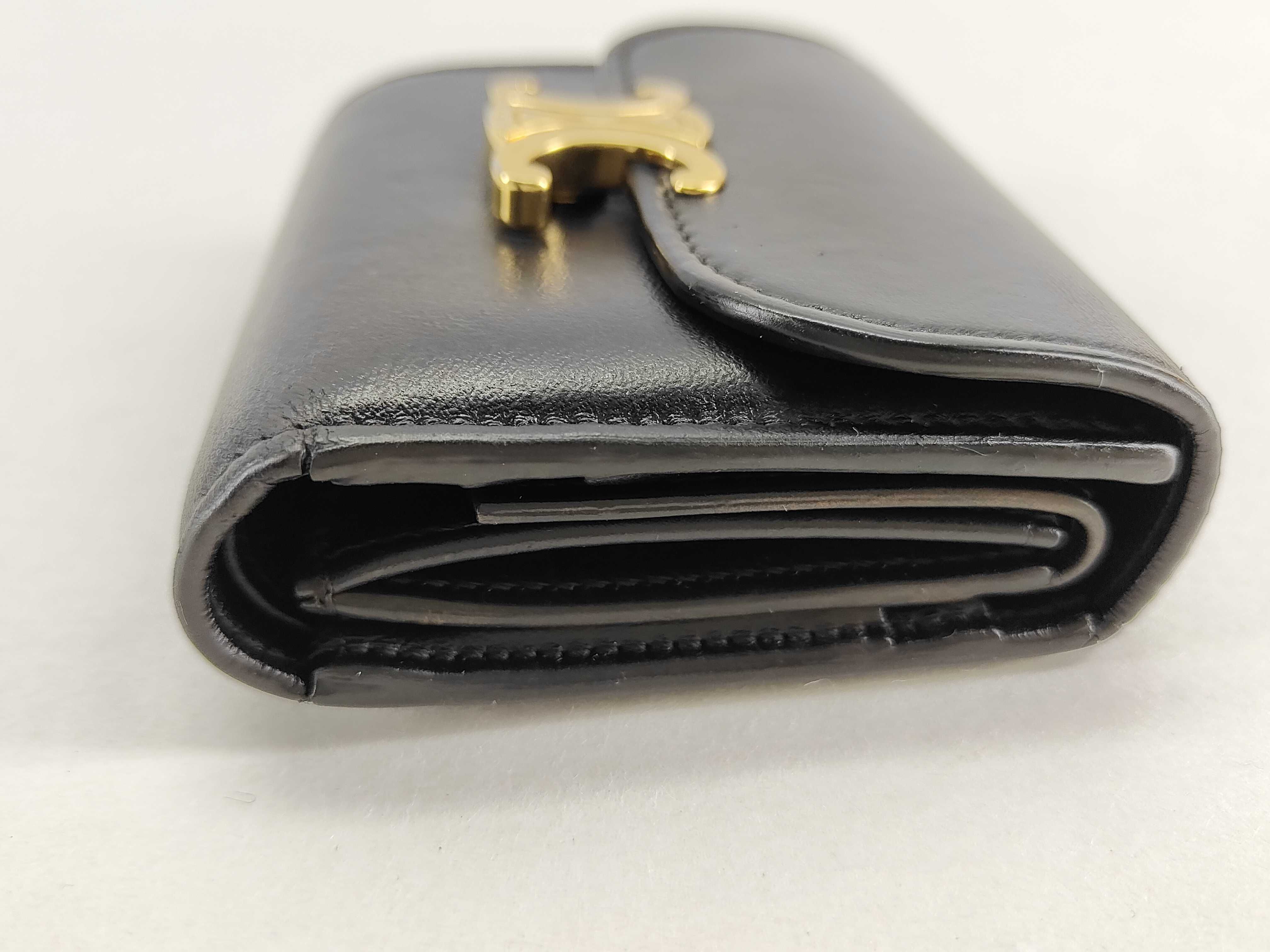 wallet — view 5