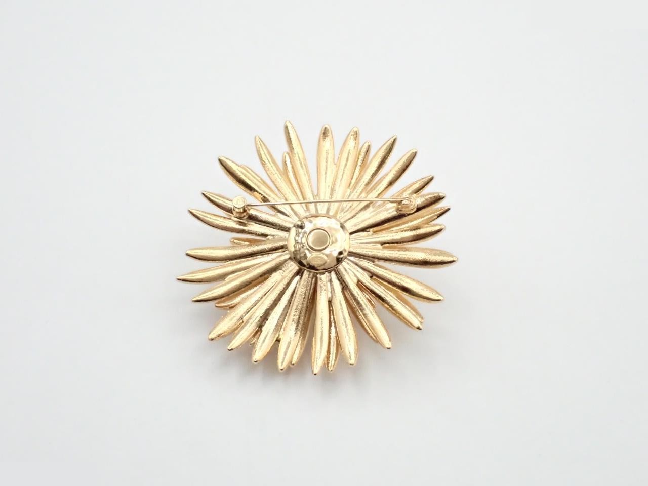 Brooch I26P — view 2