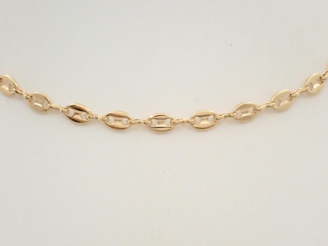 Other line: Precious metal necklaces and pendants, neck circumference approximately 40cm.