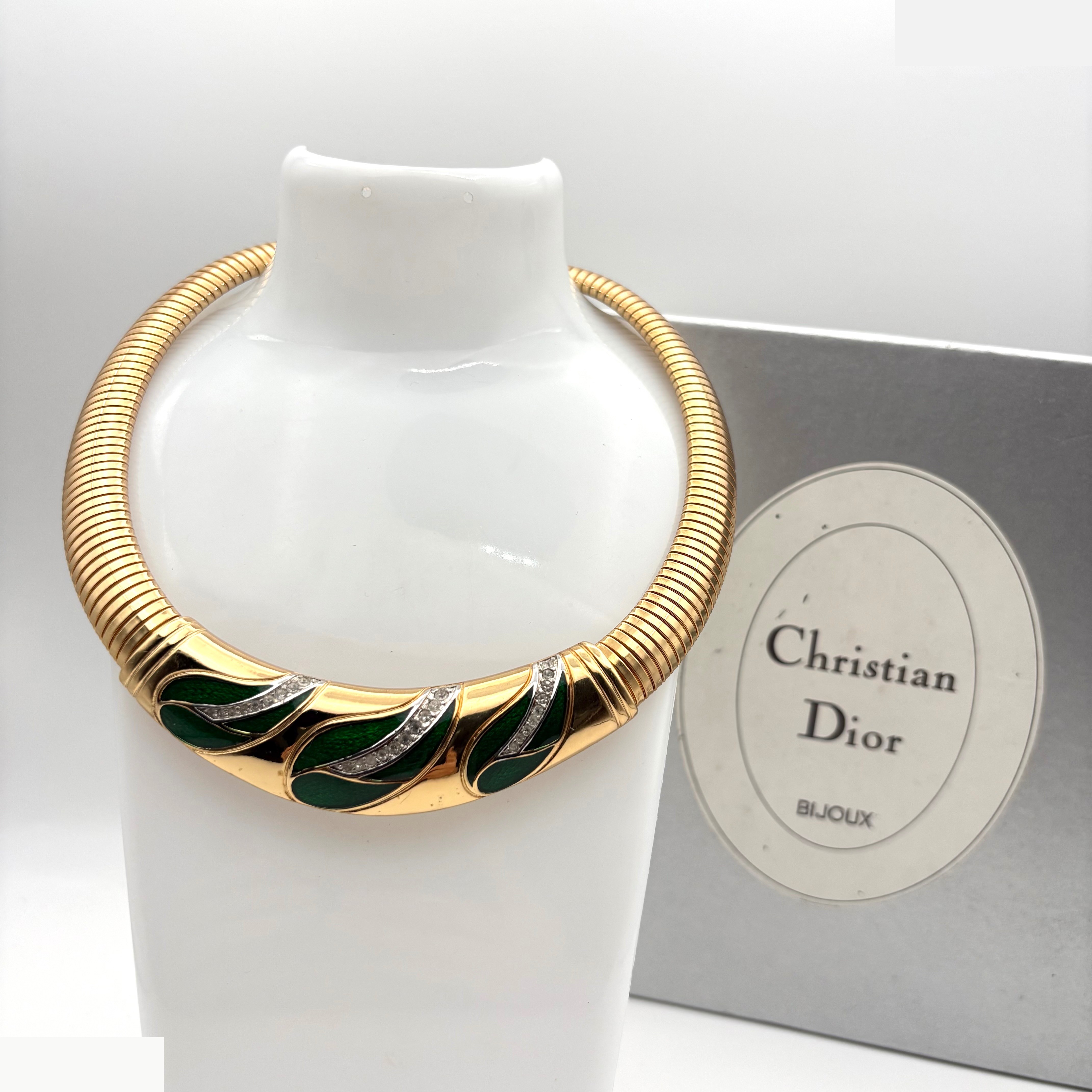 Trotter (precious metal), necklace, pendant, neck circumference approx. 42cm — view 2