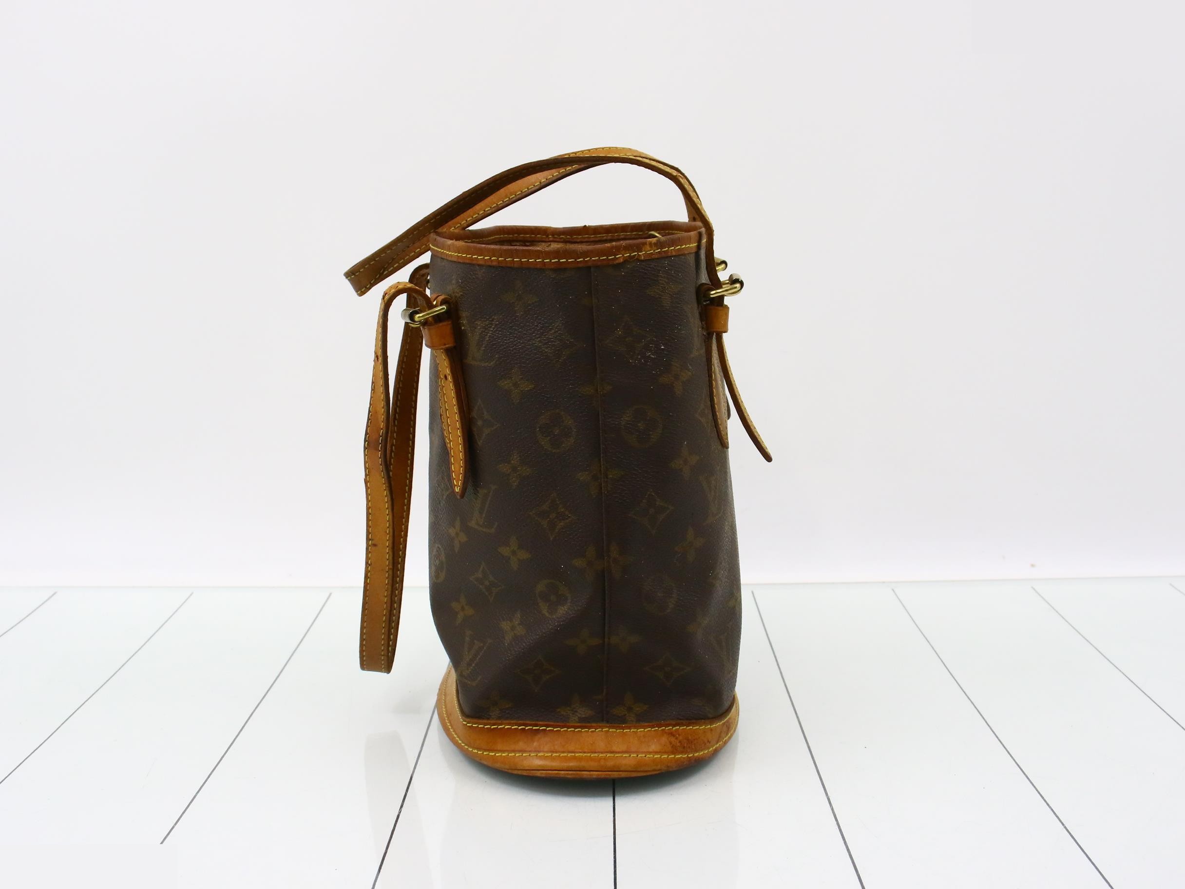 Bucket PM with pouch — view 3