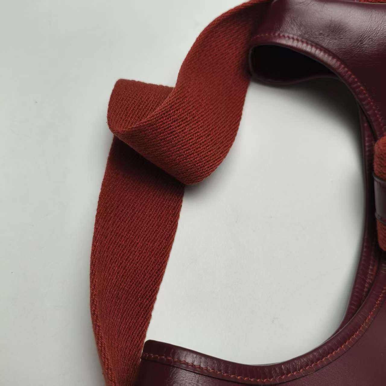 【*Shipped from: China*】HERMES Tsaco Leather R Shoulder Bag — view 13