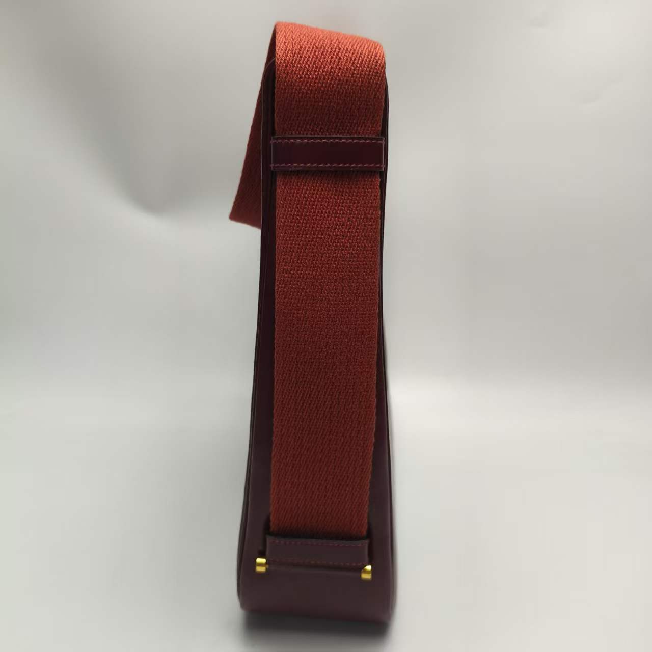 【*Shipped from: China*】HERMES Tsaco Leather R Shoulder Bag — view 3