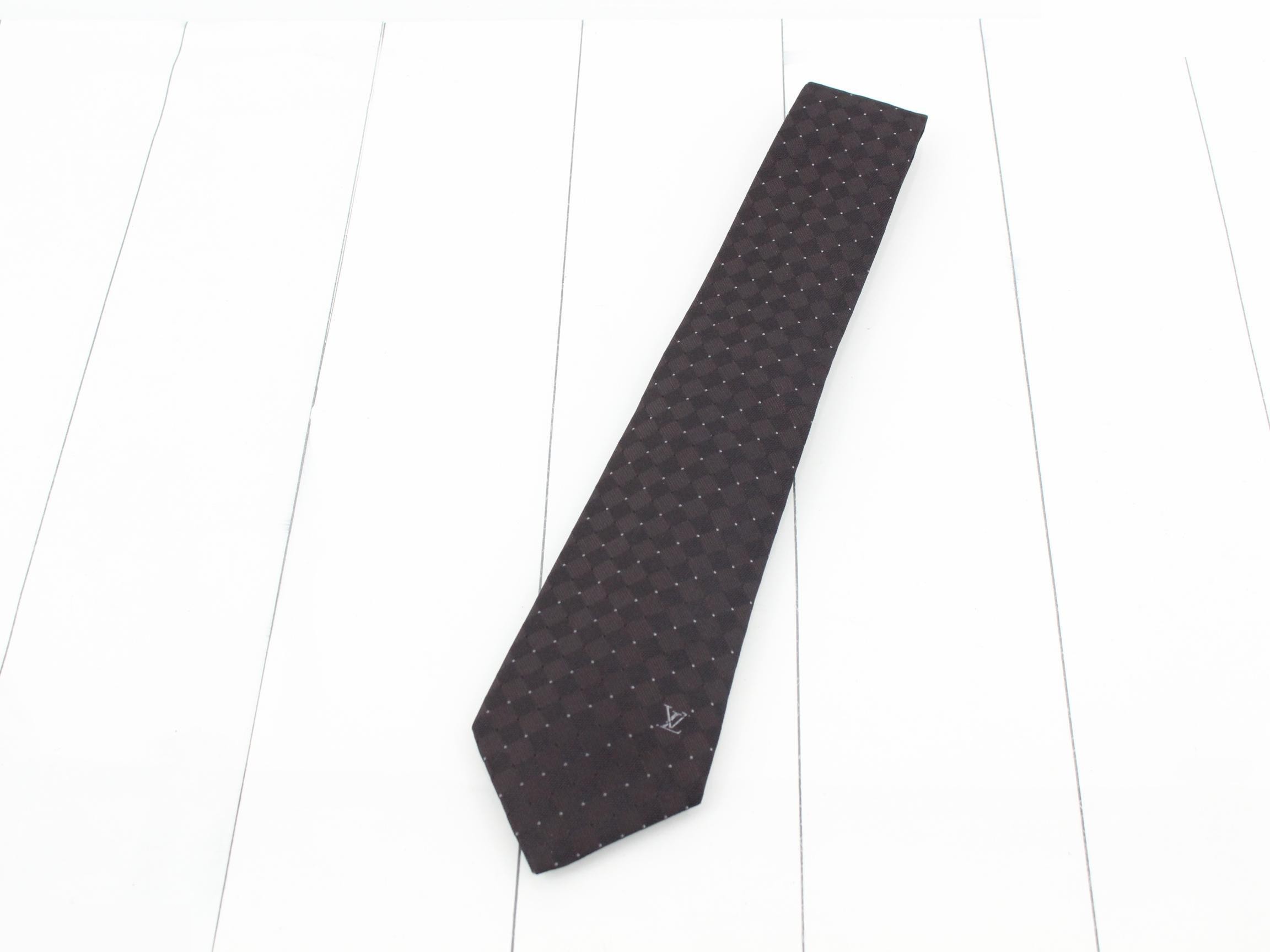 tie