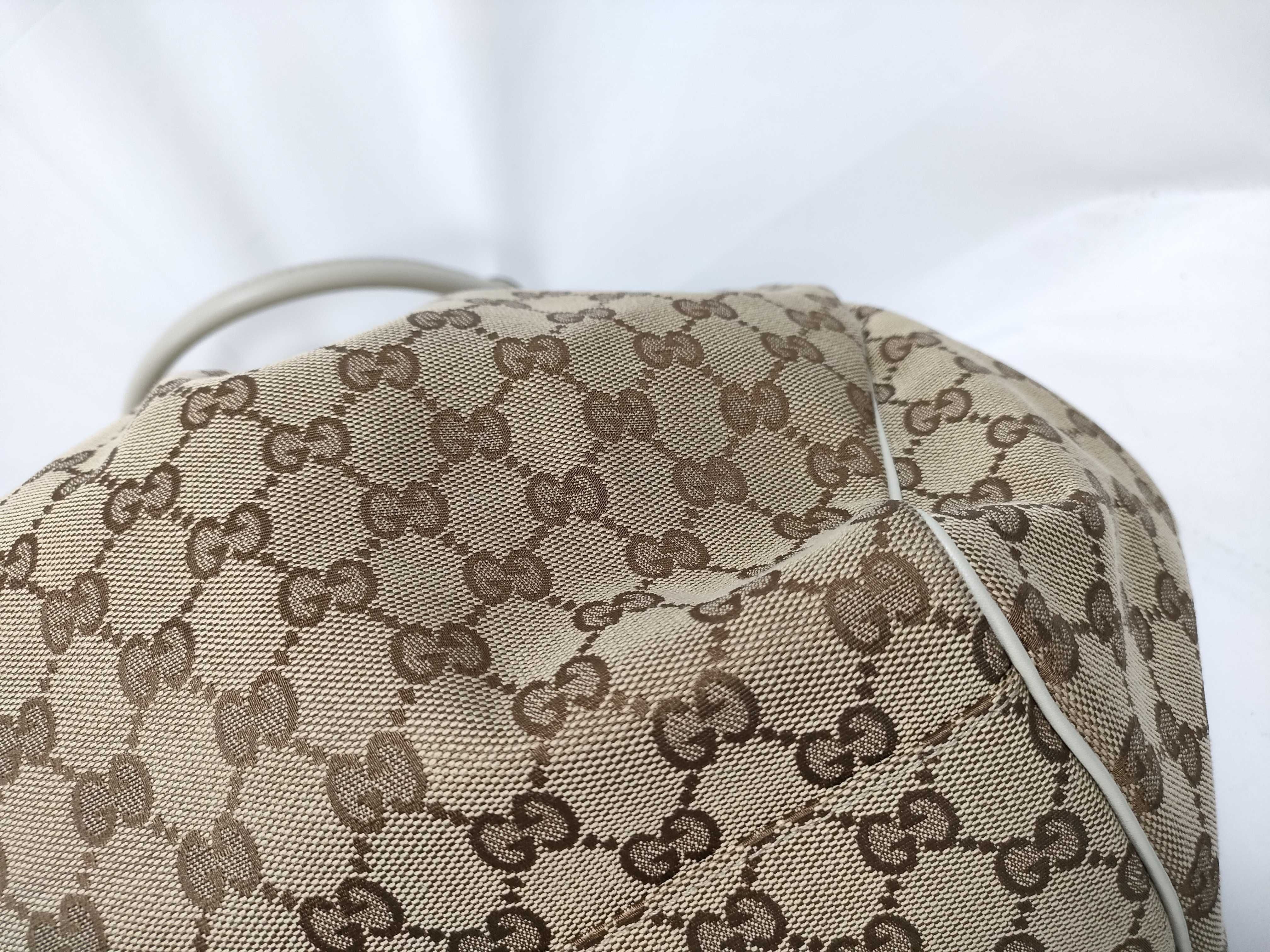 White GG Canvas Vintage Pumpkin Single-Shoulder Bag — view 4