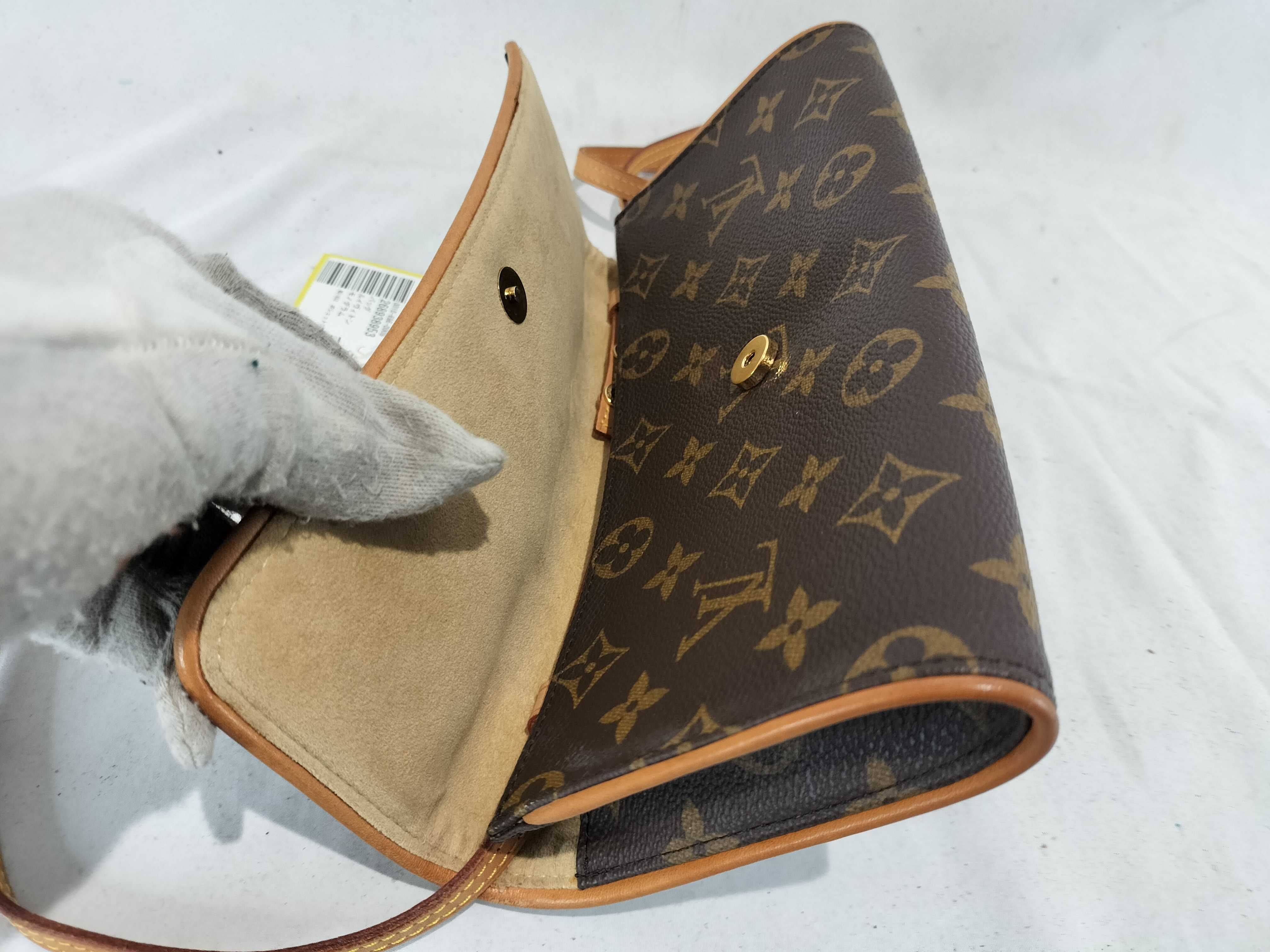 Monogram M51852 Pochette Twin Shoulder Bag — view 8