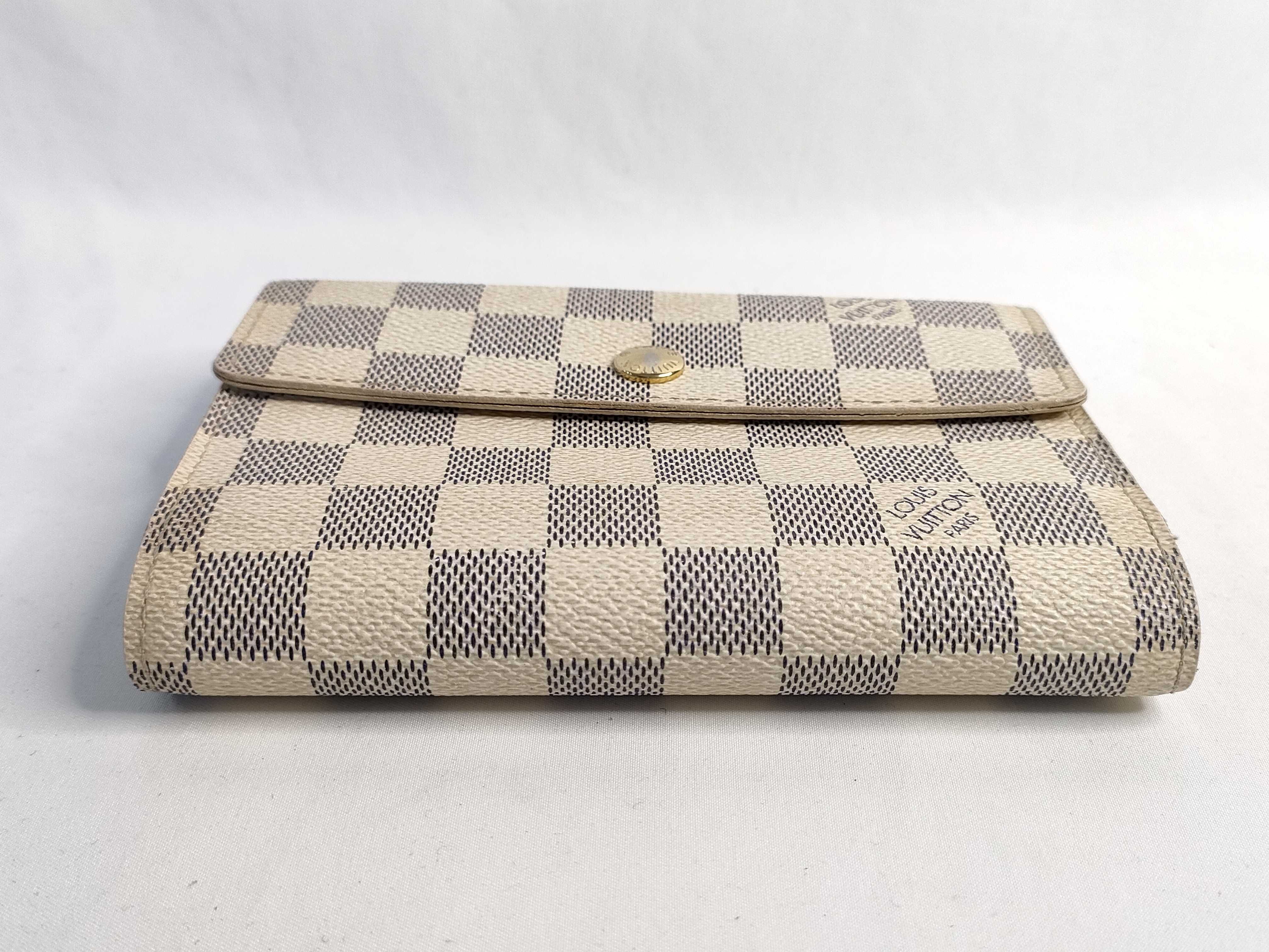Damier Azur Louis Vuitton Damier Wallet — view 4