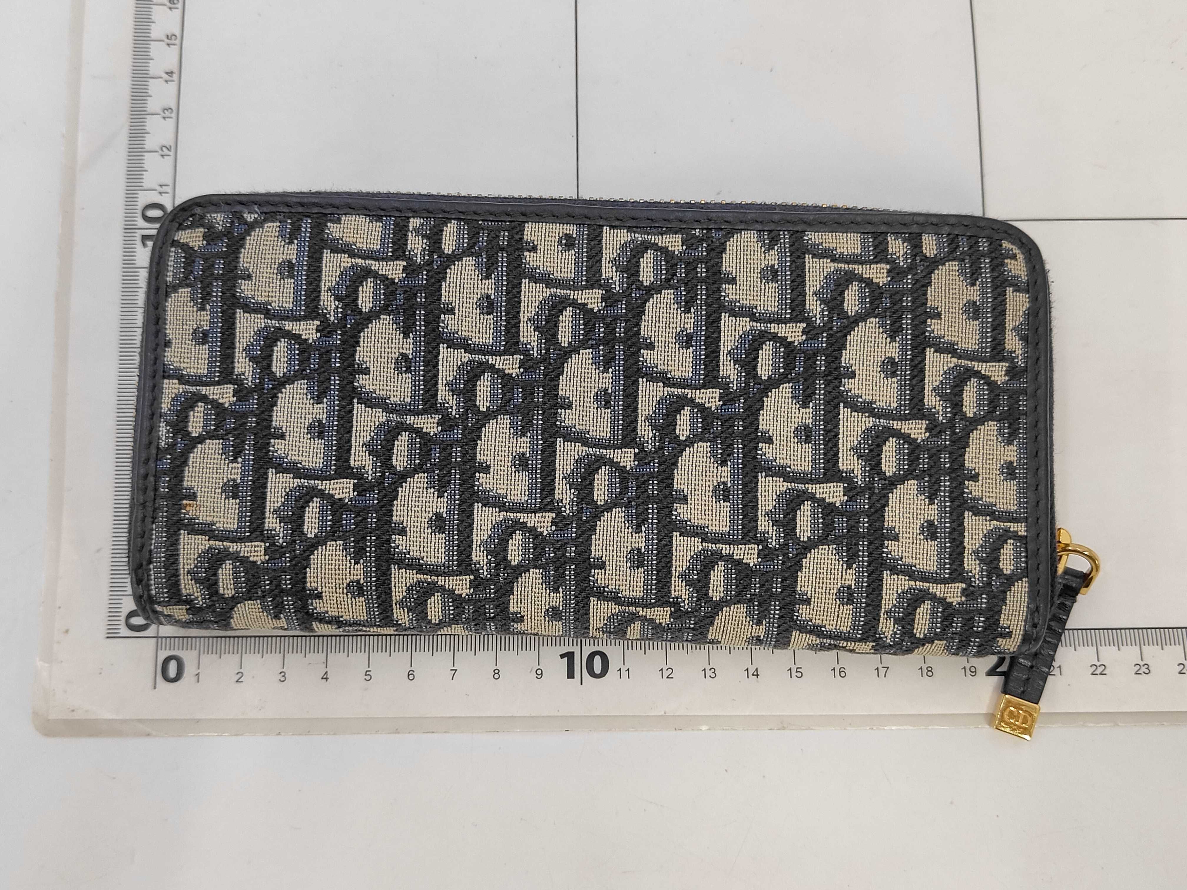 Trotter Dior Oblique Round Zip Long Wallet — view 2
