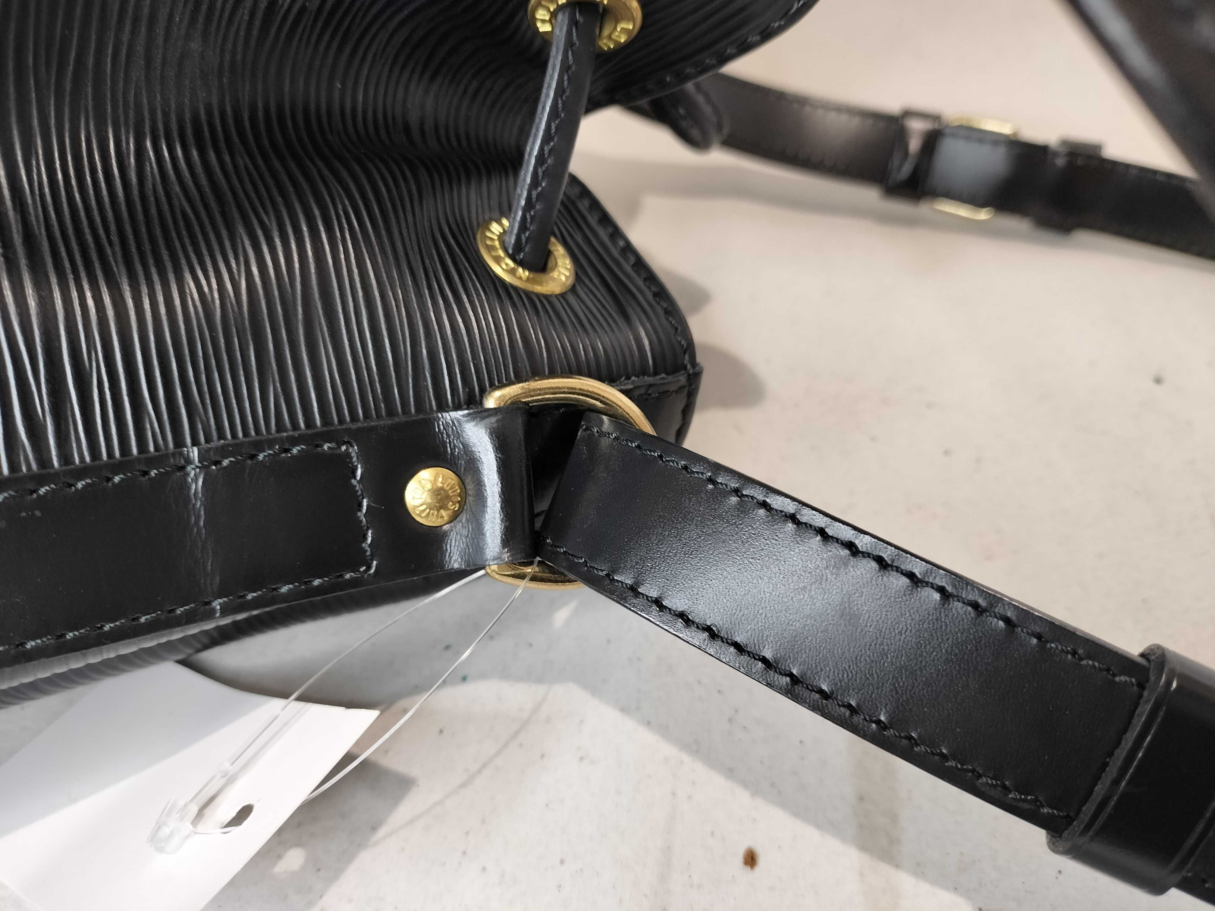 Epi Petit Noé Shoulder Bag — view 5