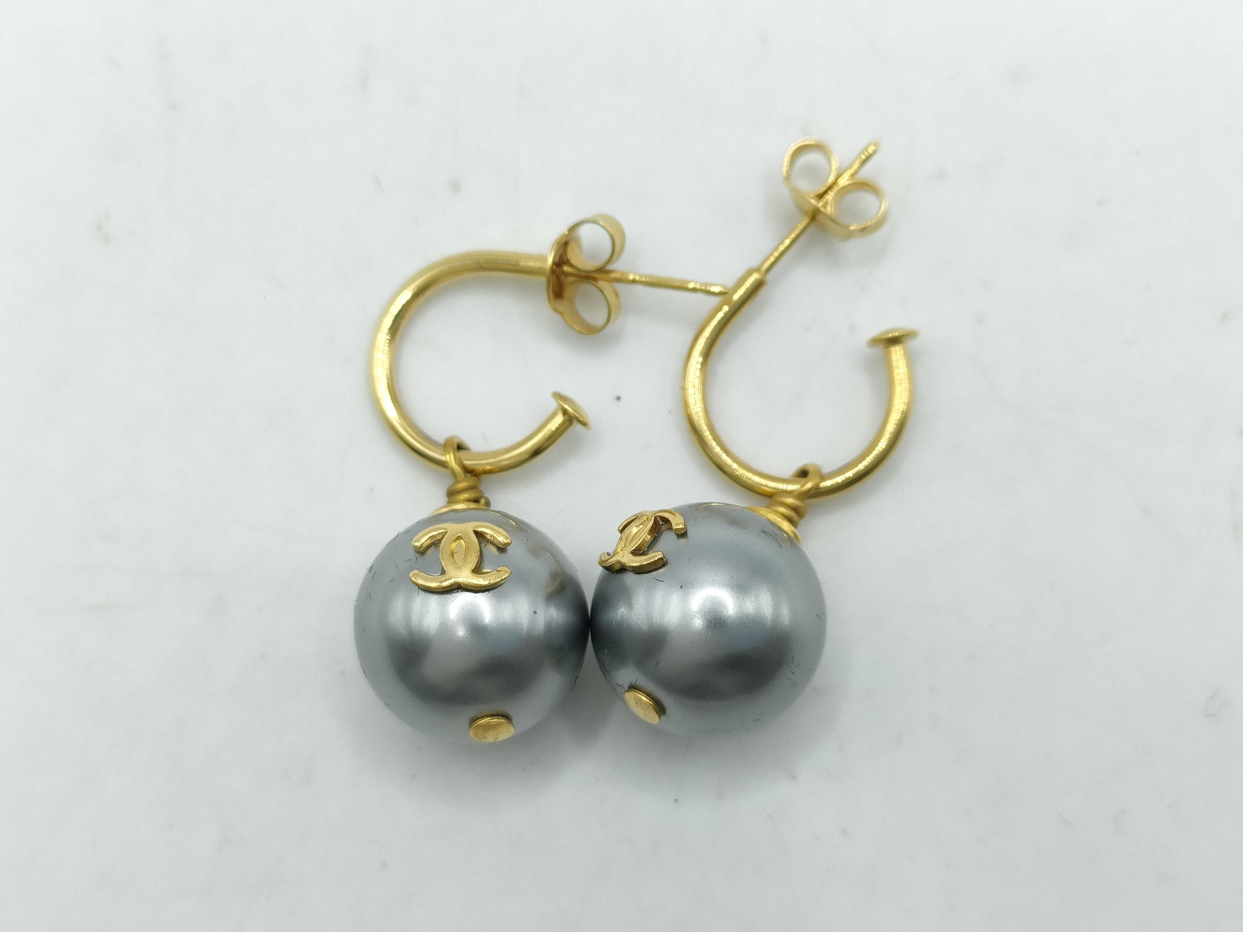 Pearl Hoop Earrings * No comments
