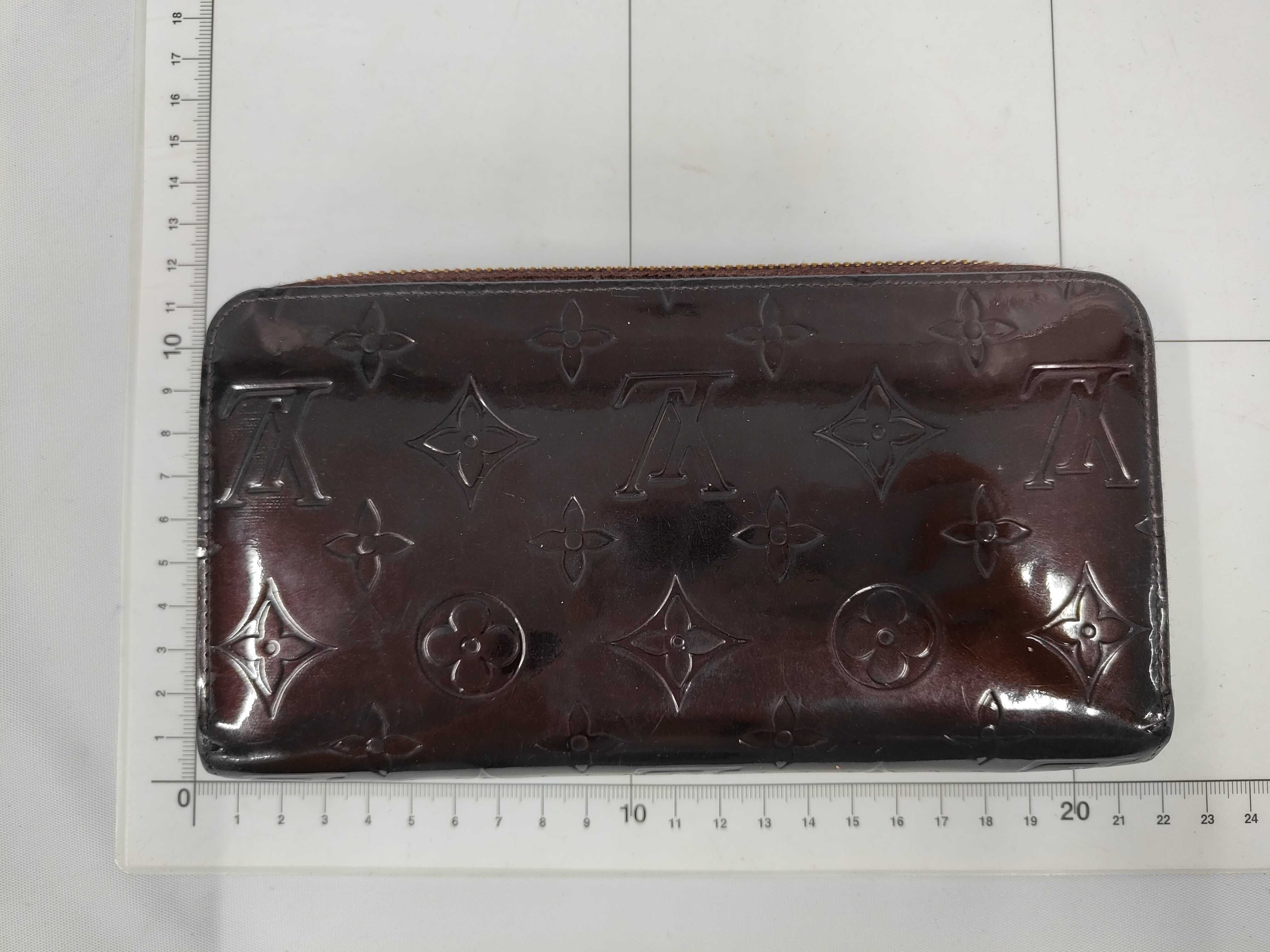 Vernis M93522 CA5009 Zippy Wallet — view 2