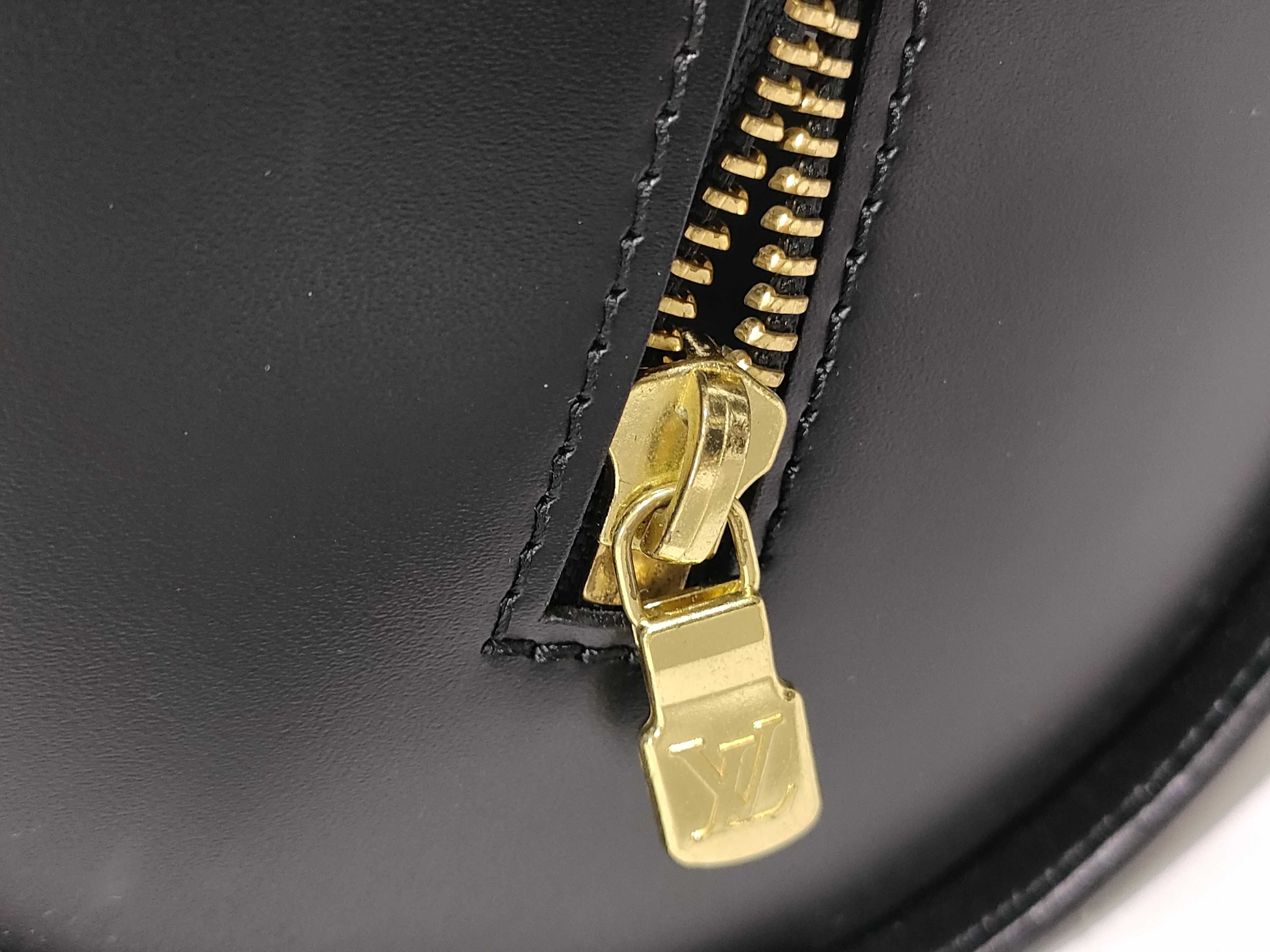 Epi M52222 Soufflo Handbag — view 13