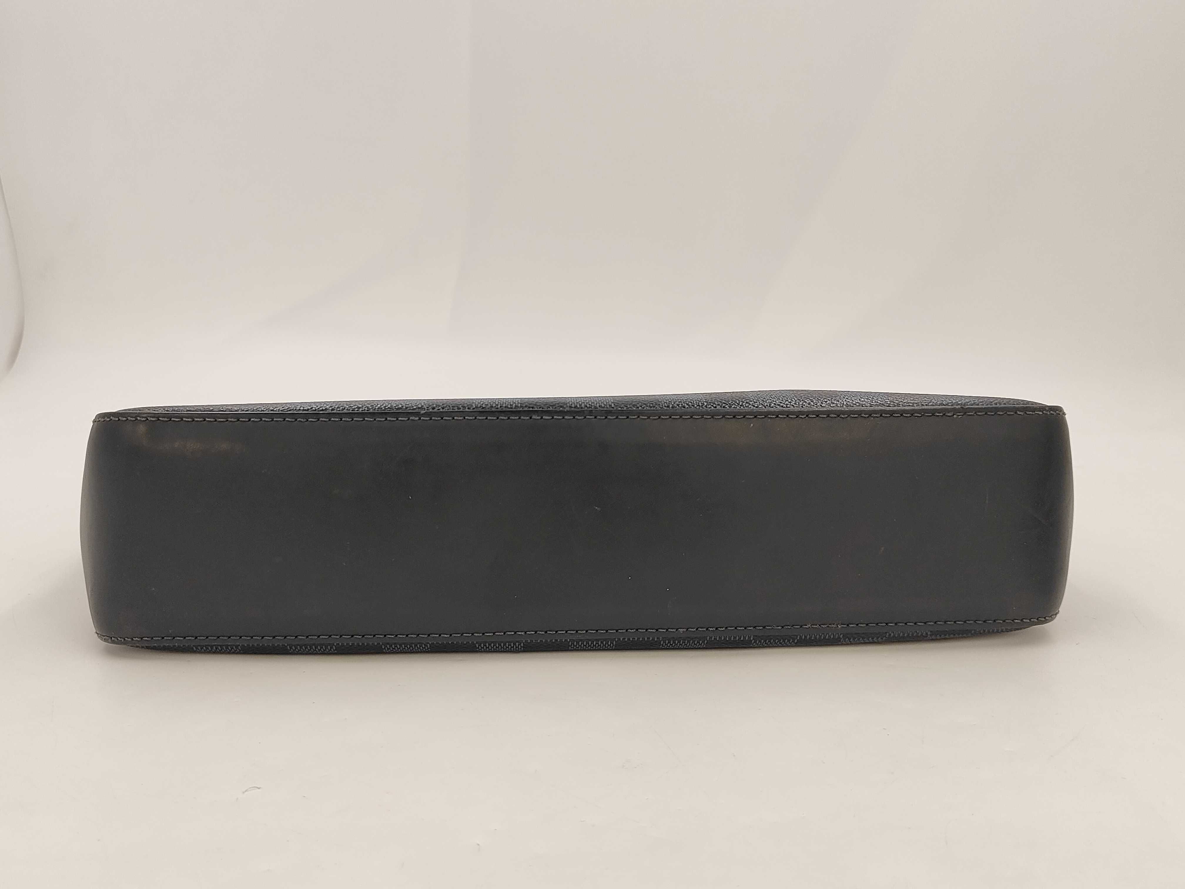LV Greenwich Bag Shoulder Bag — view 3