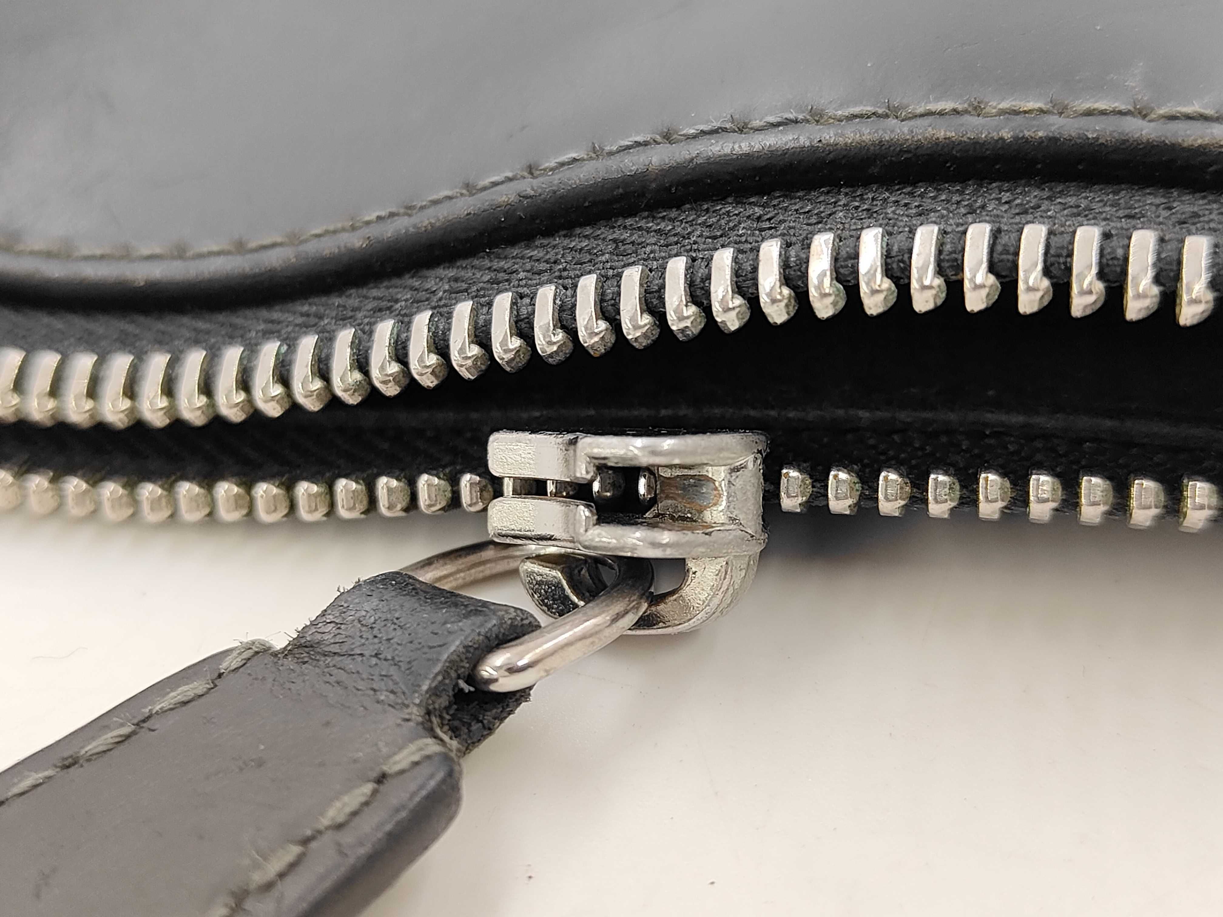LV Greenwich Bag Shoulder Bag — view 8