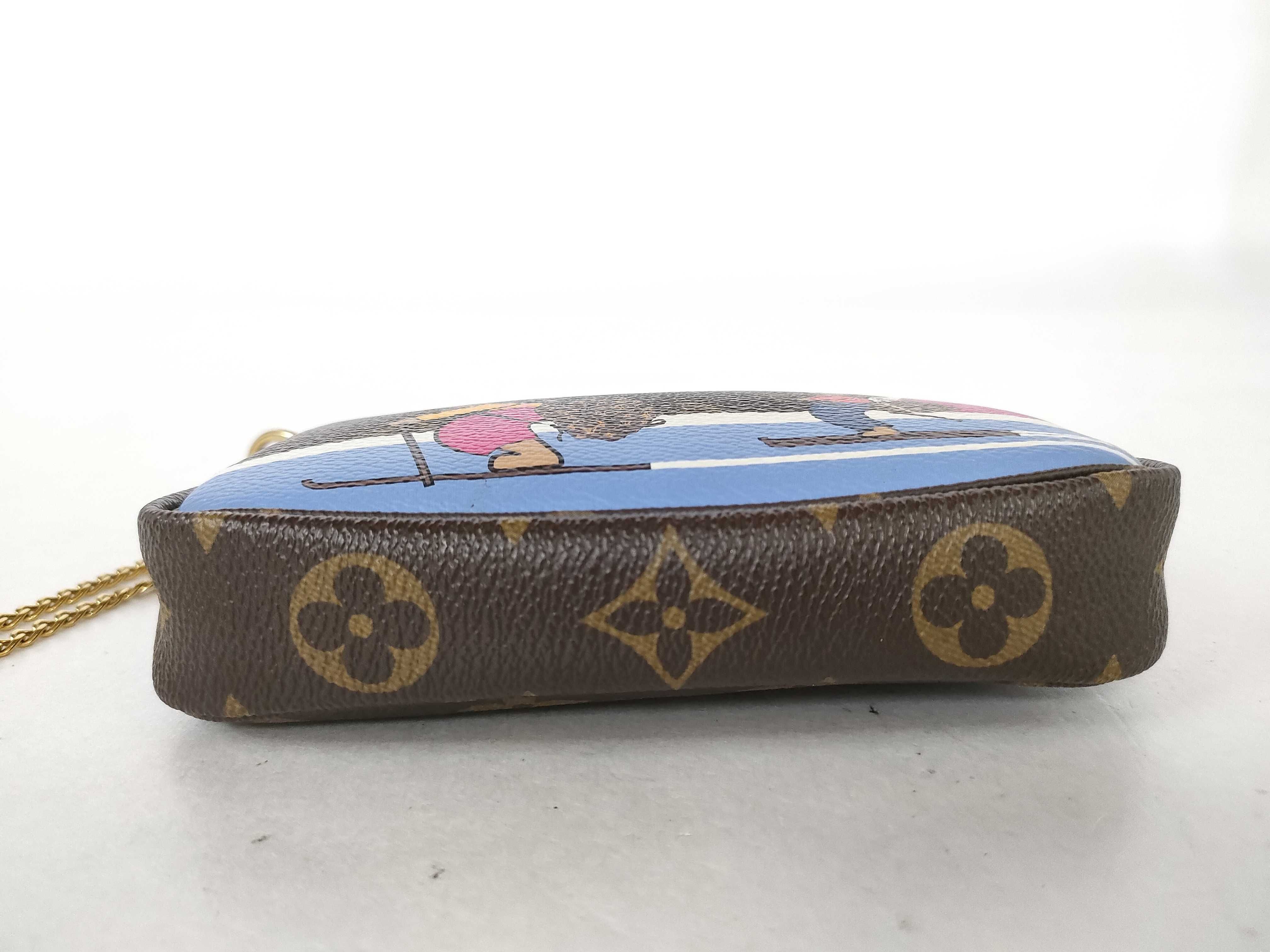 Monogram Louis Vuitton Monogram Pouch Bag Pouch — view 7