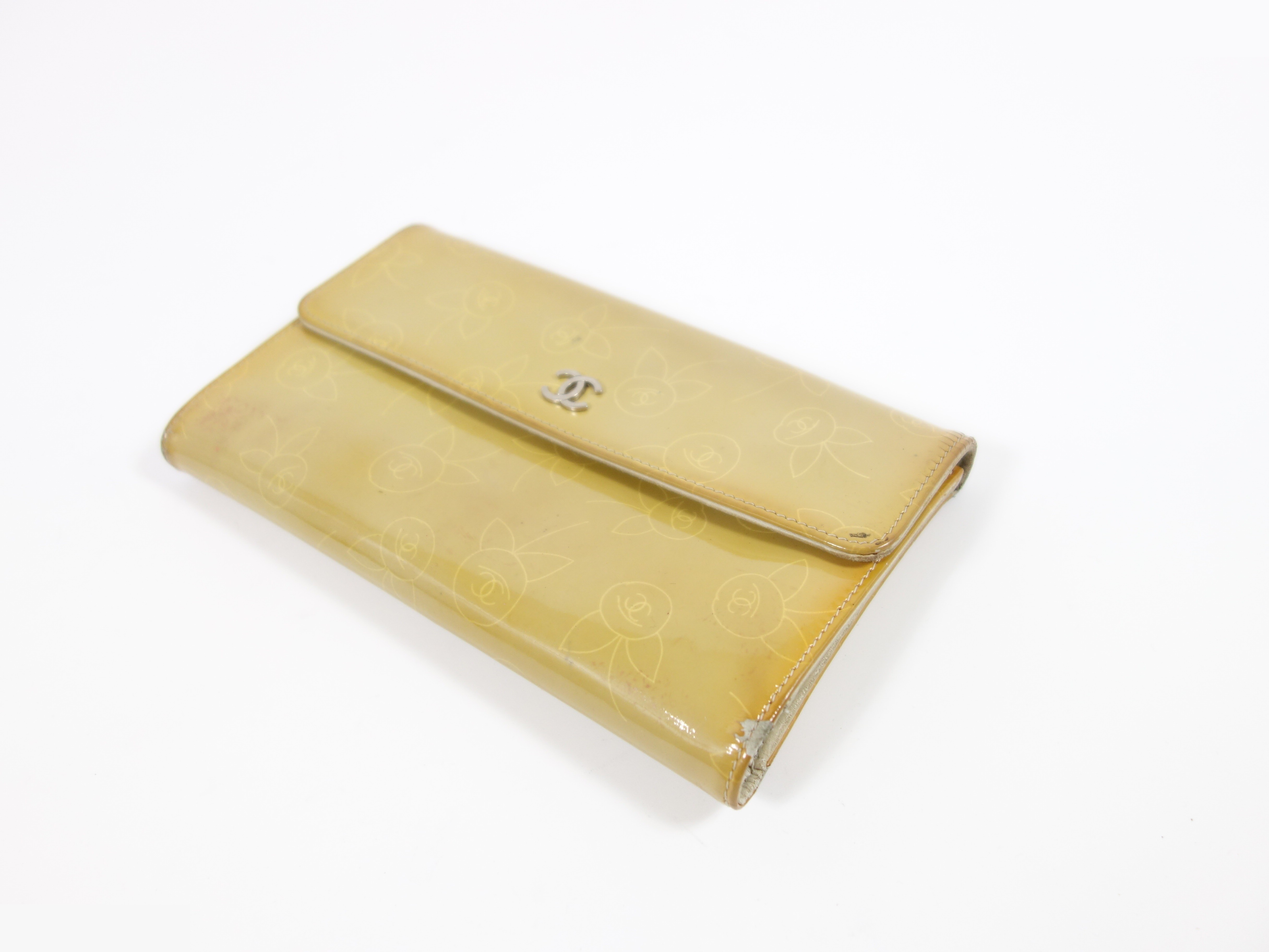 Camellia (bag) and wallet — view 4