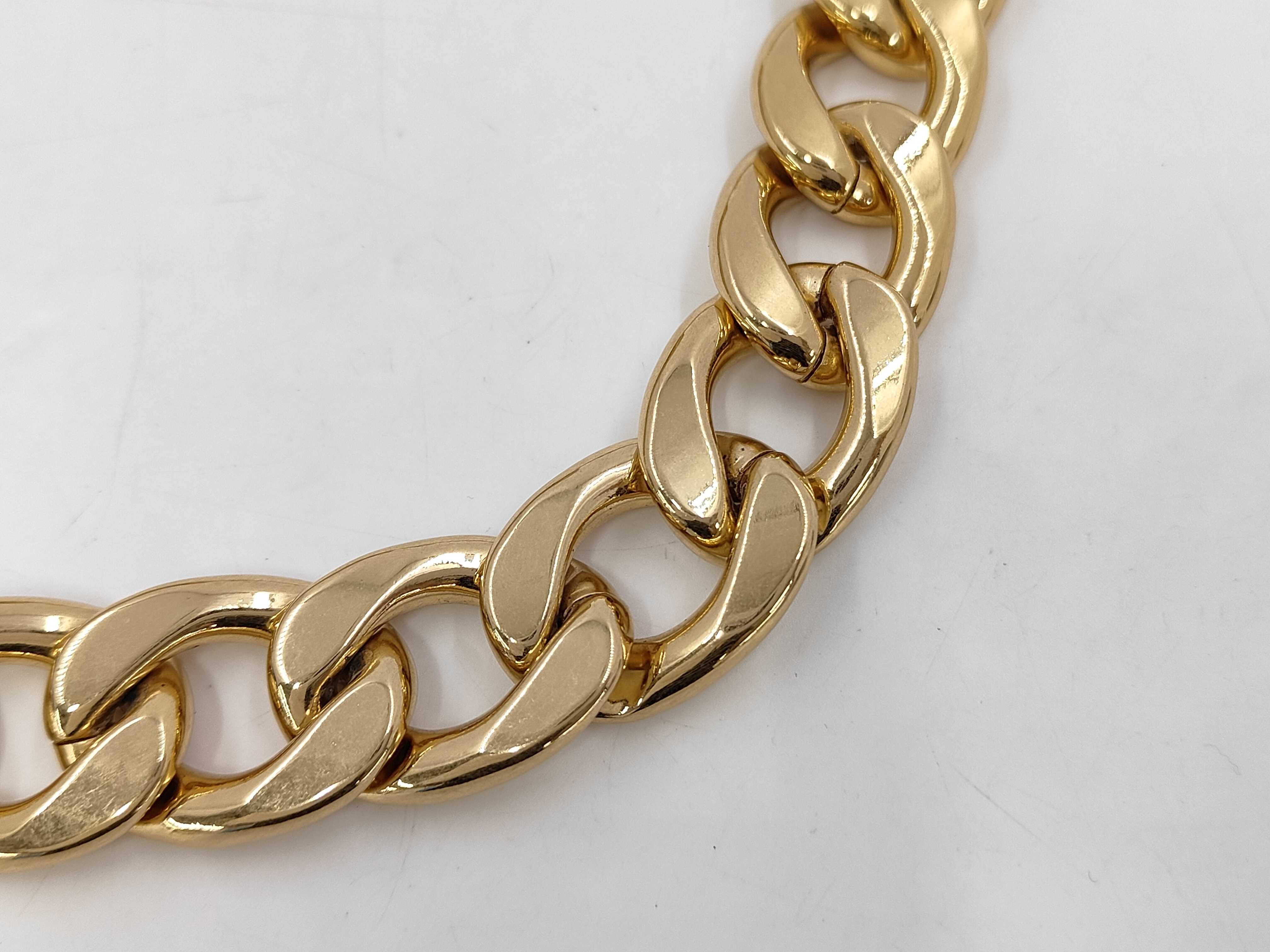 Triomphe Chain Shoulder Bag (Buzastarula Shoulder Bag) — view 6