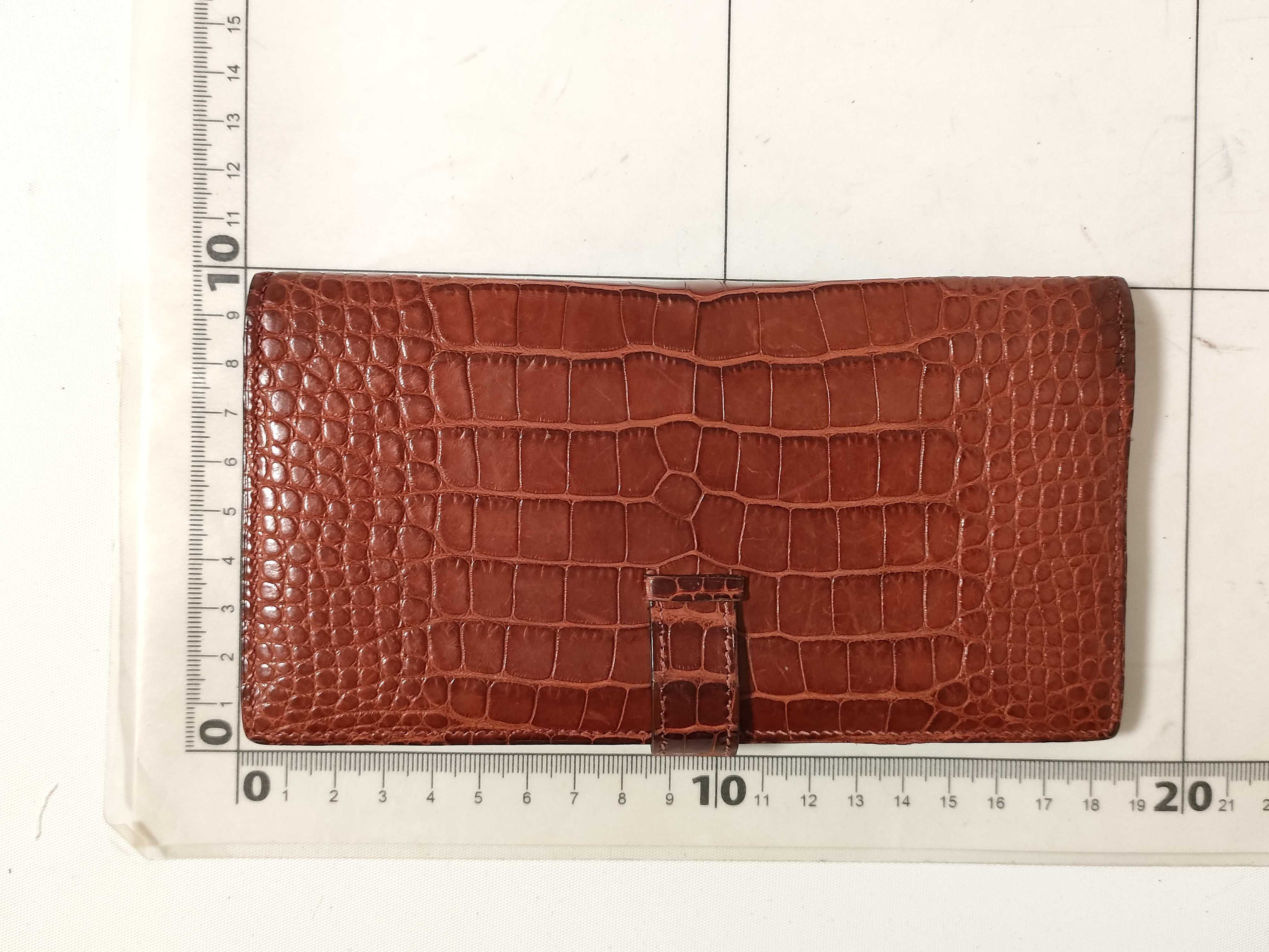 Bearn Classic Alligator Wallet E Rouge Silver Hardware — view 2