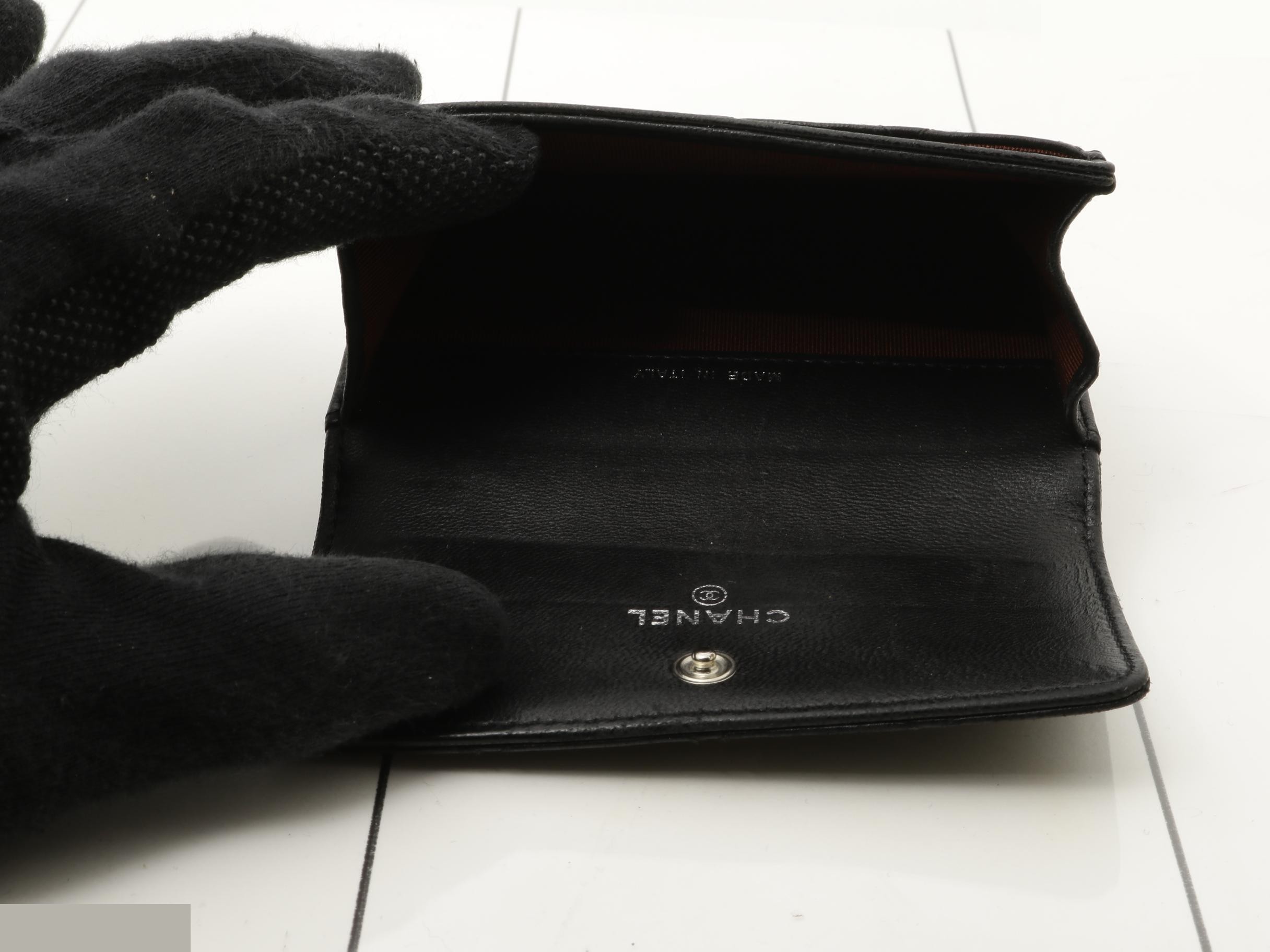 Matelassé flap card case with Coco Mark, series 14. — view 4