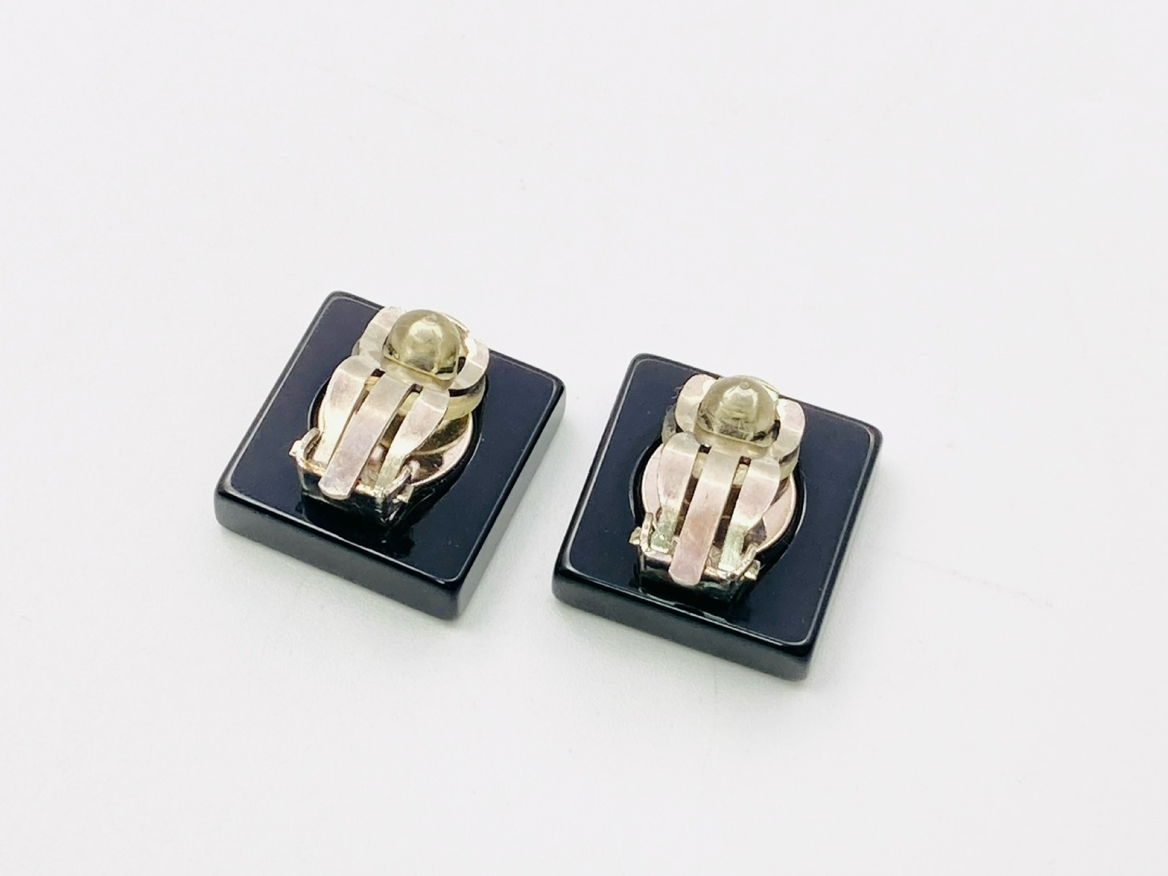 Coco Mark Snap Button Square Earrings 03A Resin Plastic Black Earrings — view 2