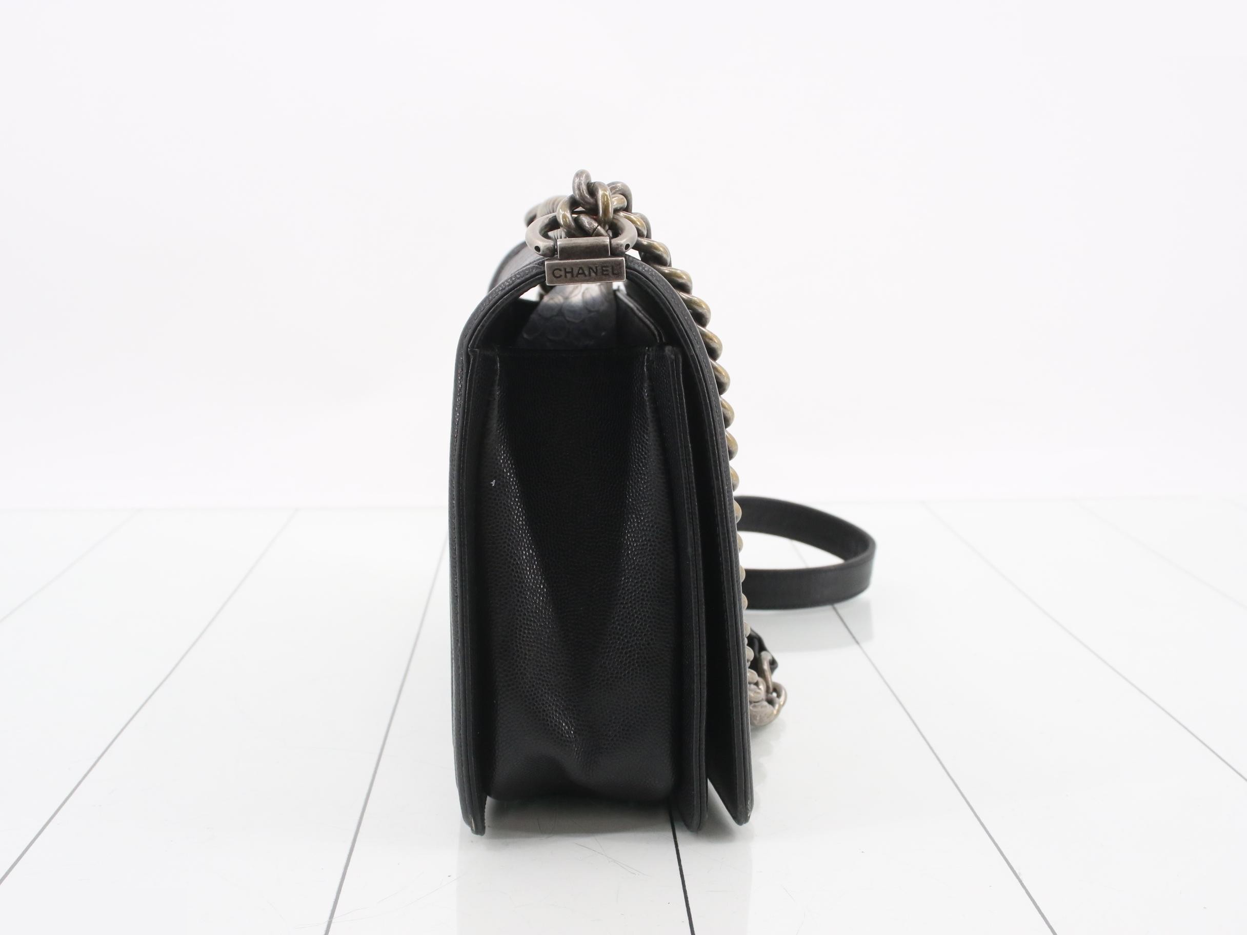 Boy Chanel Matelassé Shoulder Bag A92193 — view 4