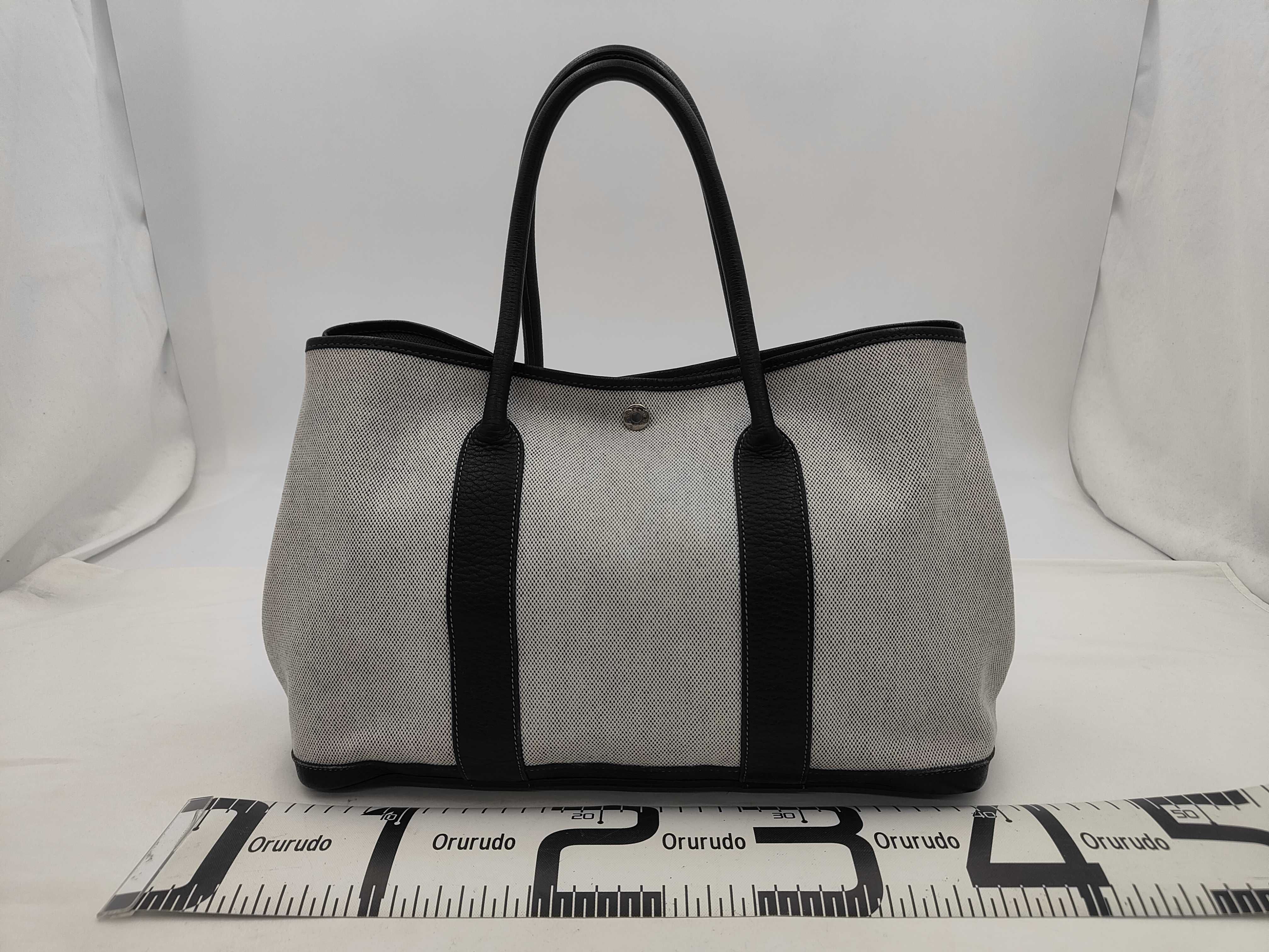 Garden Party PM Tote Bag Shoulder Bag Gray x Black Tote Bag — view 2